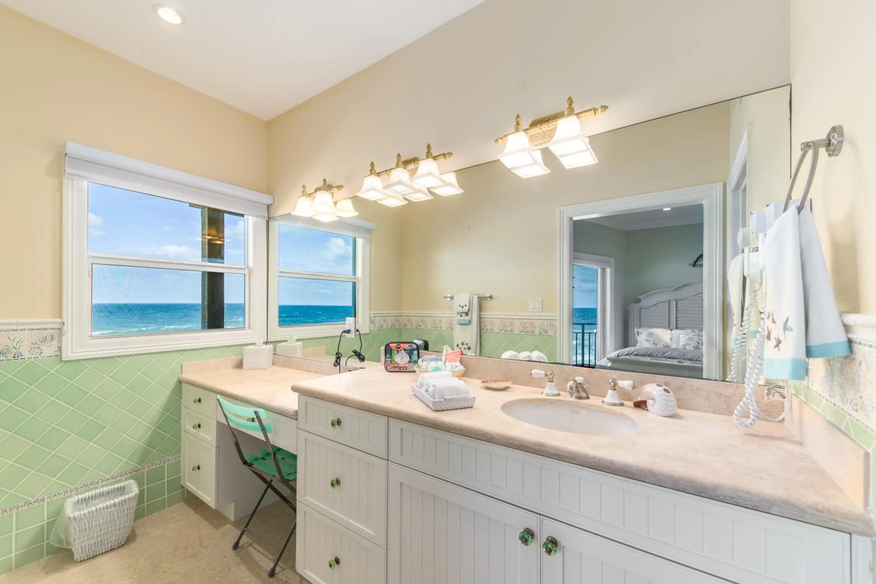 Shower in Carpe Diem