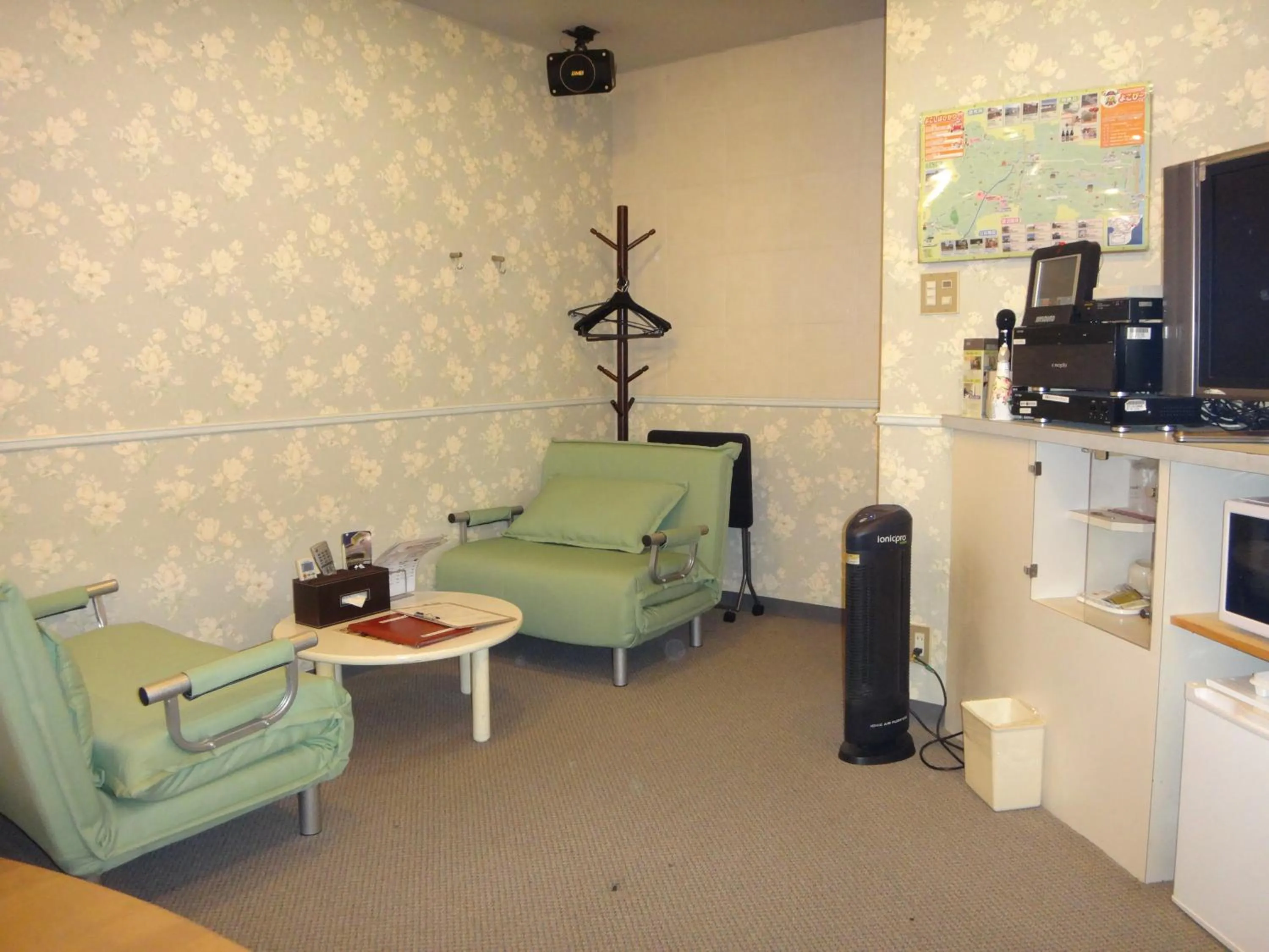 Photo of the whole room in Utility Hotel Coo