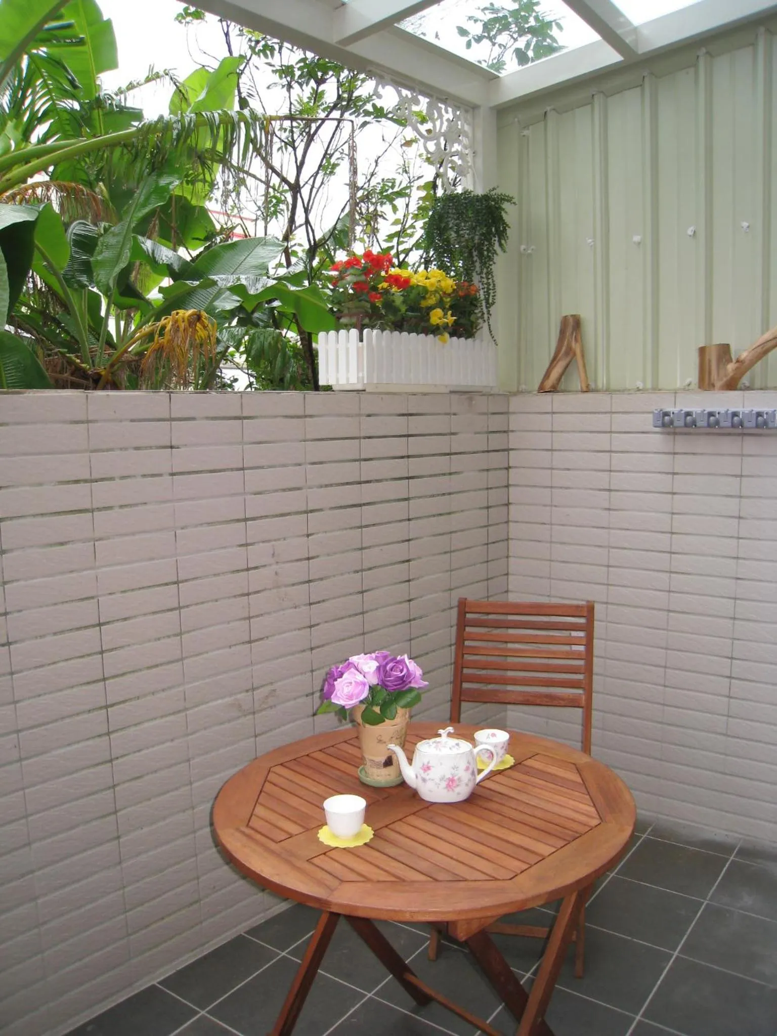 Property building in Feng-Tian Inn