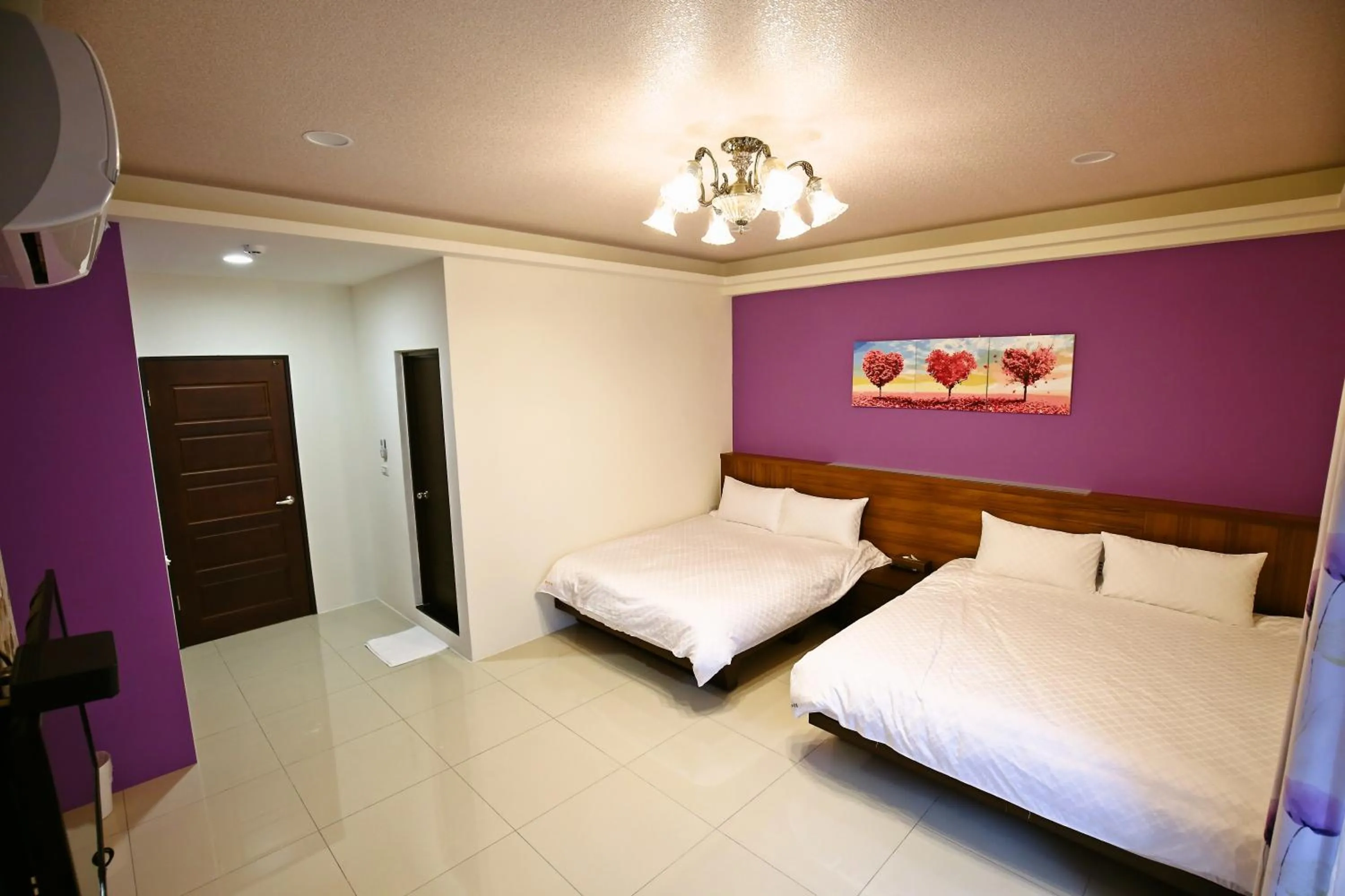 Off site, Bed in Feng-Tian Inn
