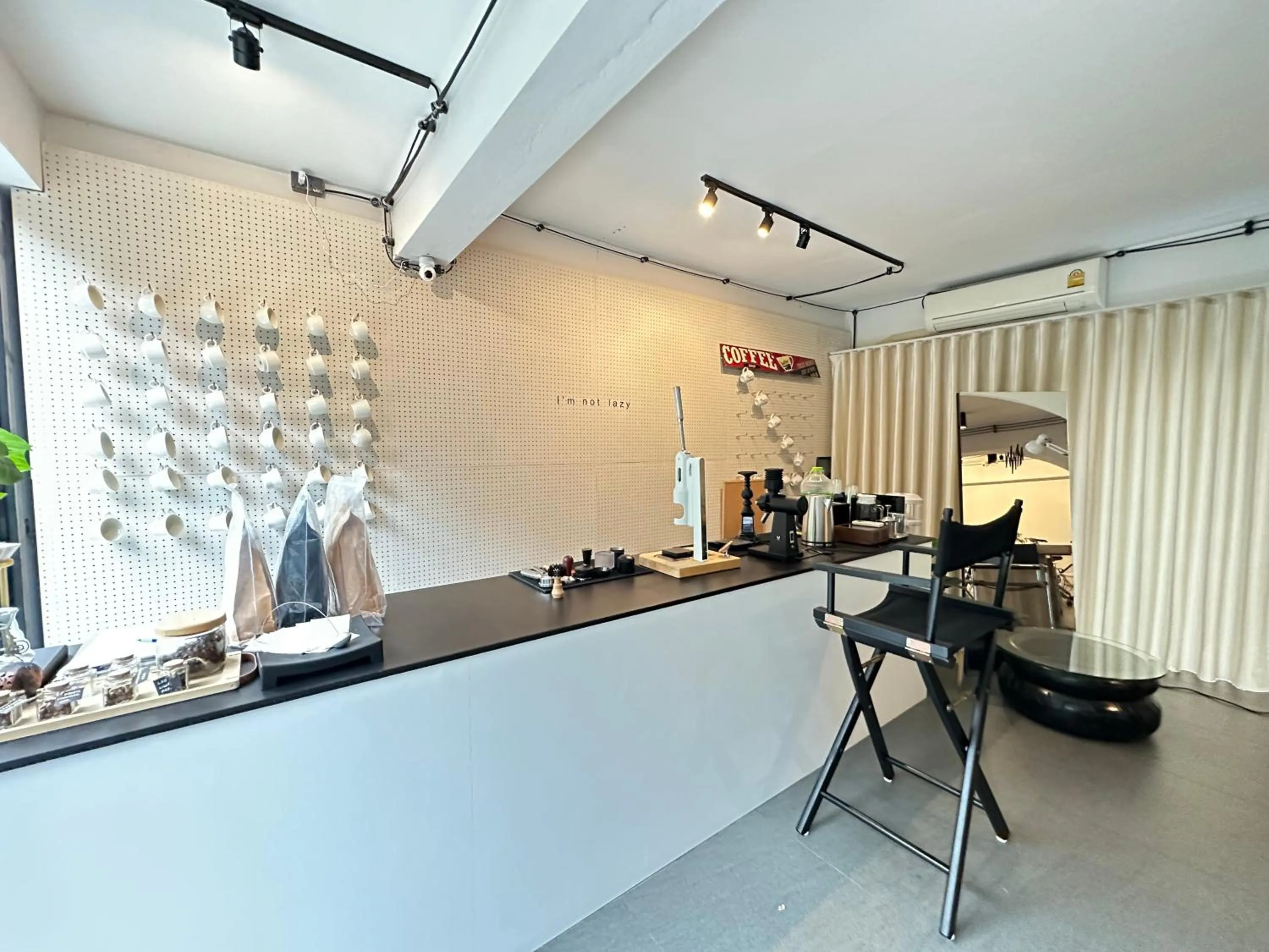 Seating area in 9.5Hotel Chiangmai