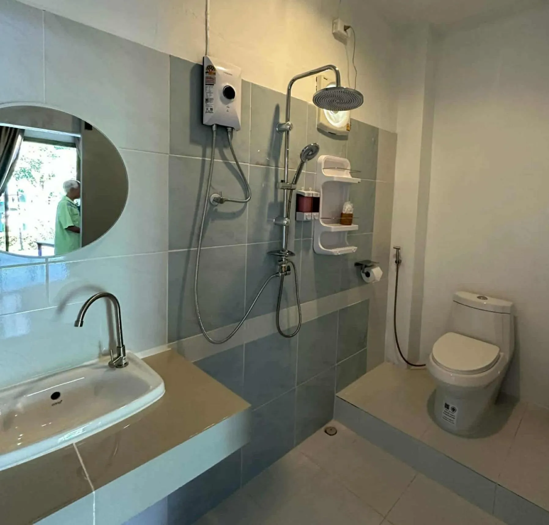 Bathroom in BaanPhong Lanta