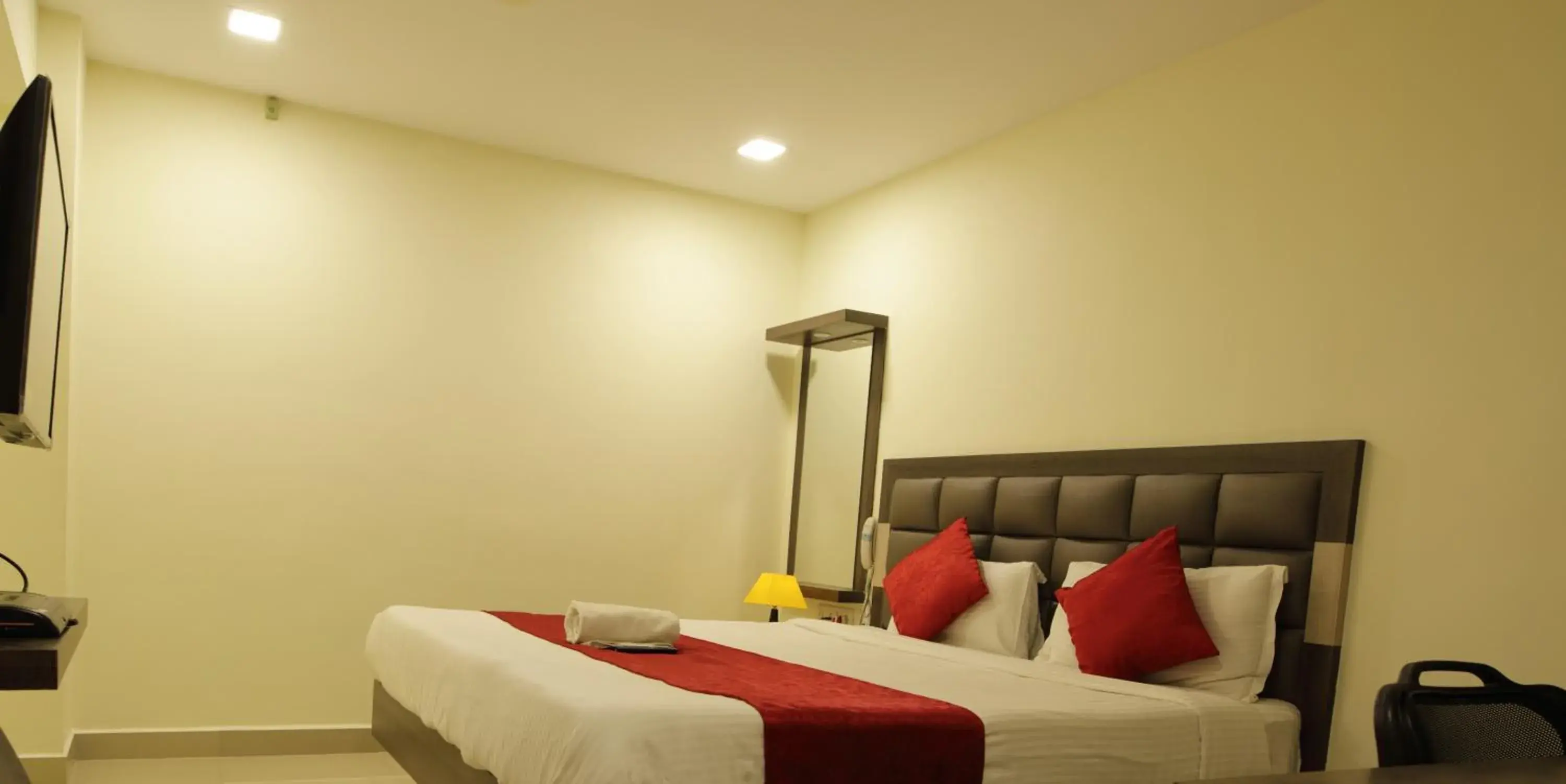 Decorative detail, Bed in Venture Park, OMR, Thoraipakkam, Chennai Decorative detail, Bed in Venture Park, OMR, Thoraipakkam, Chennai