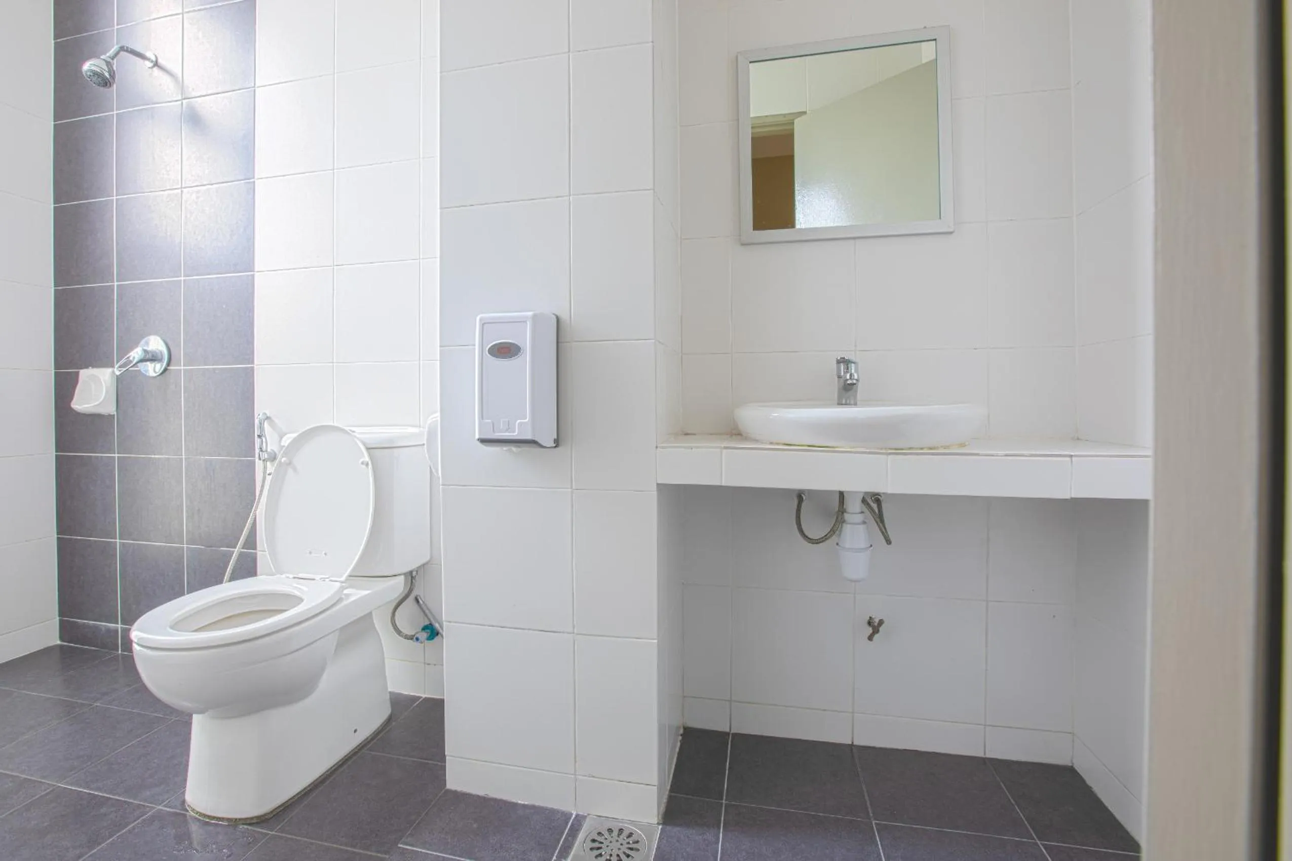 DreamScape Apartment @ Golden Hill