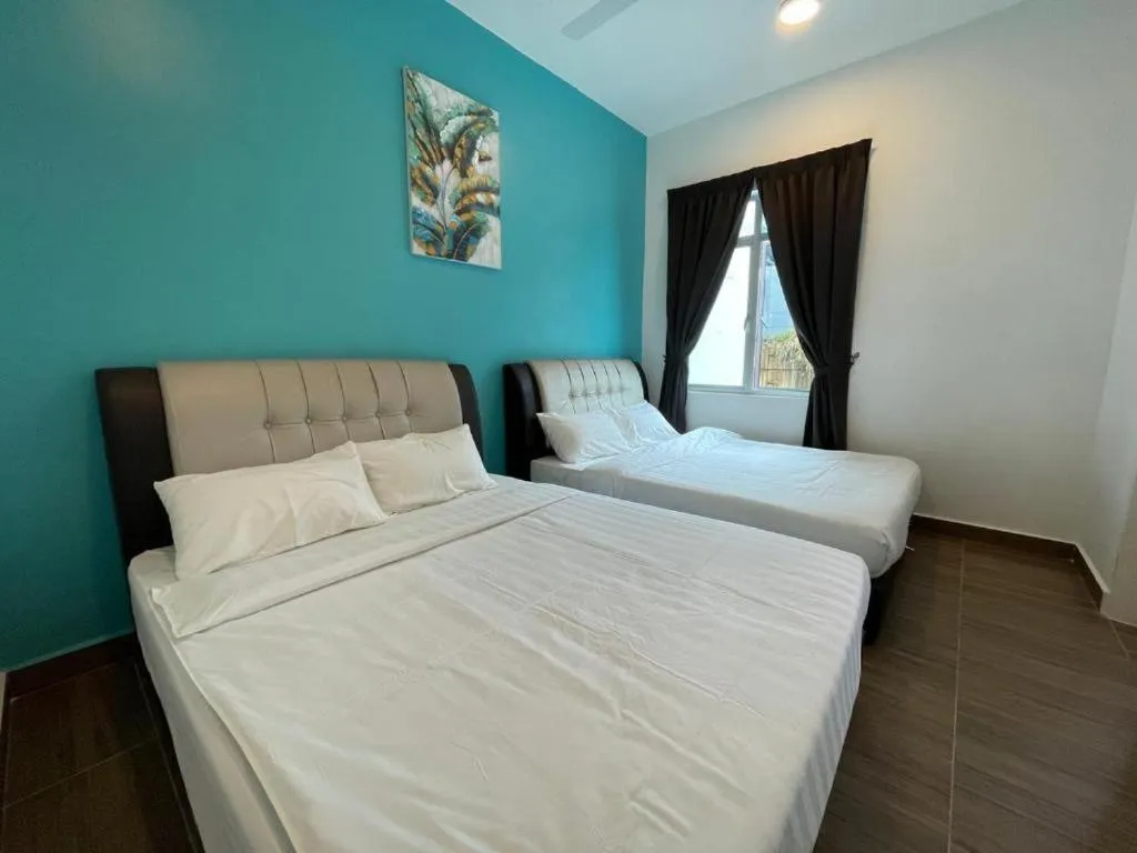 Bed in DreamScape Apartment @ Golden Hill