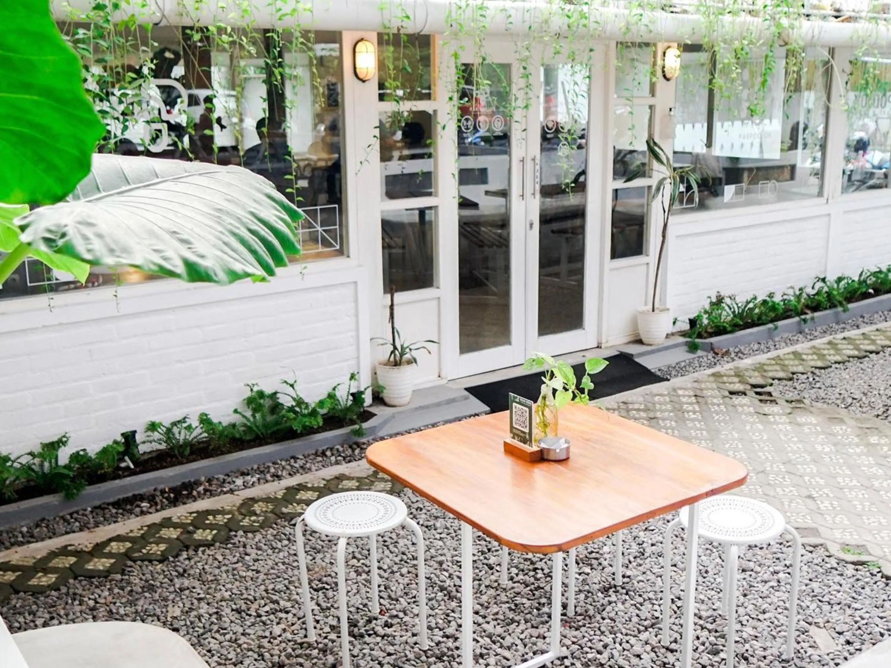 Restaurant/places to eat in Pendhapa Art Space - PAS Limasan Homestay