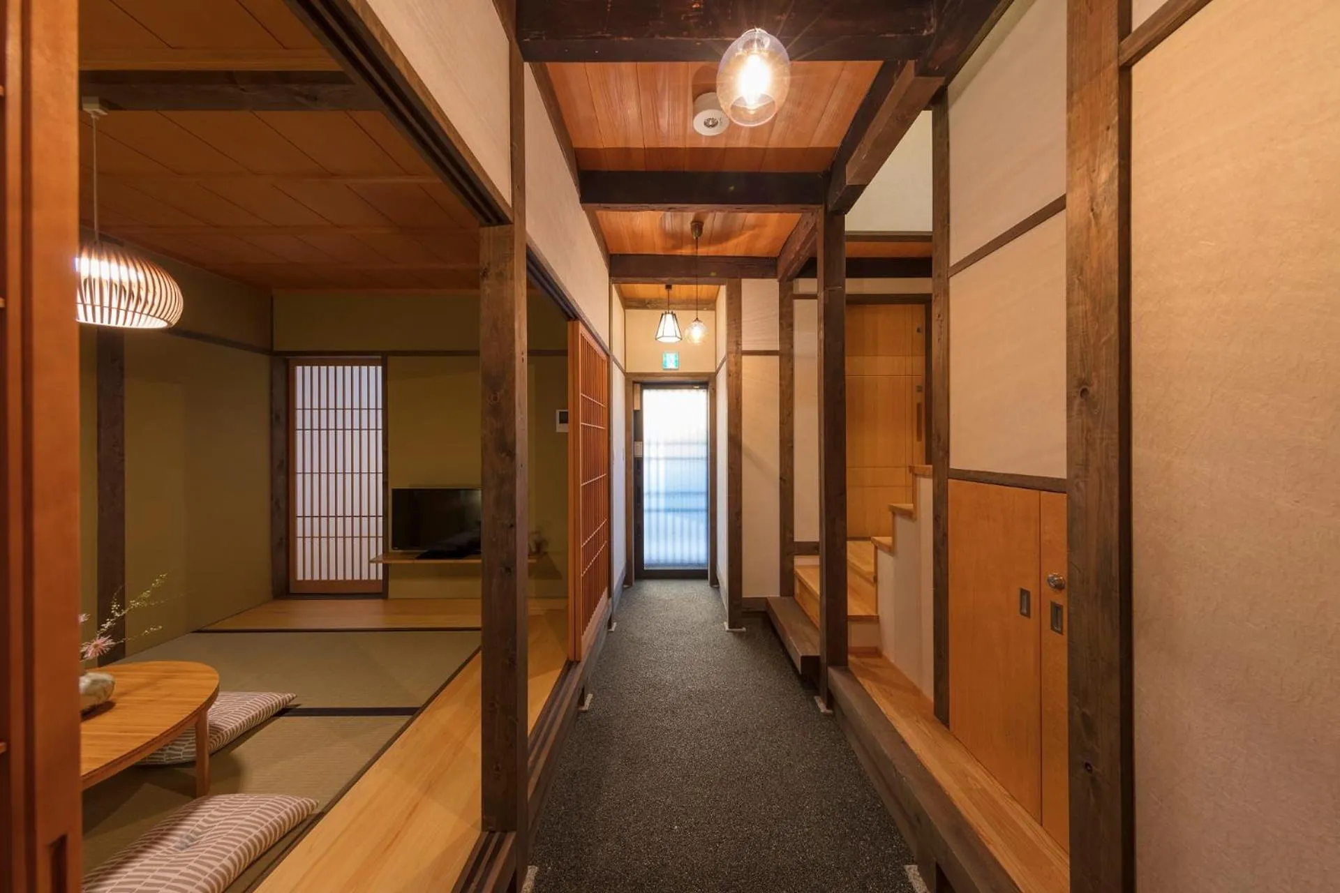 Living room in Yoshimigura Machiya House