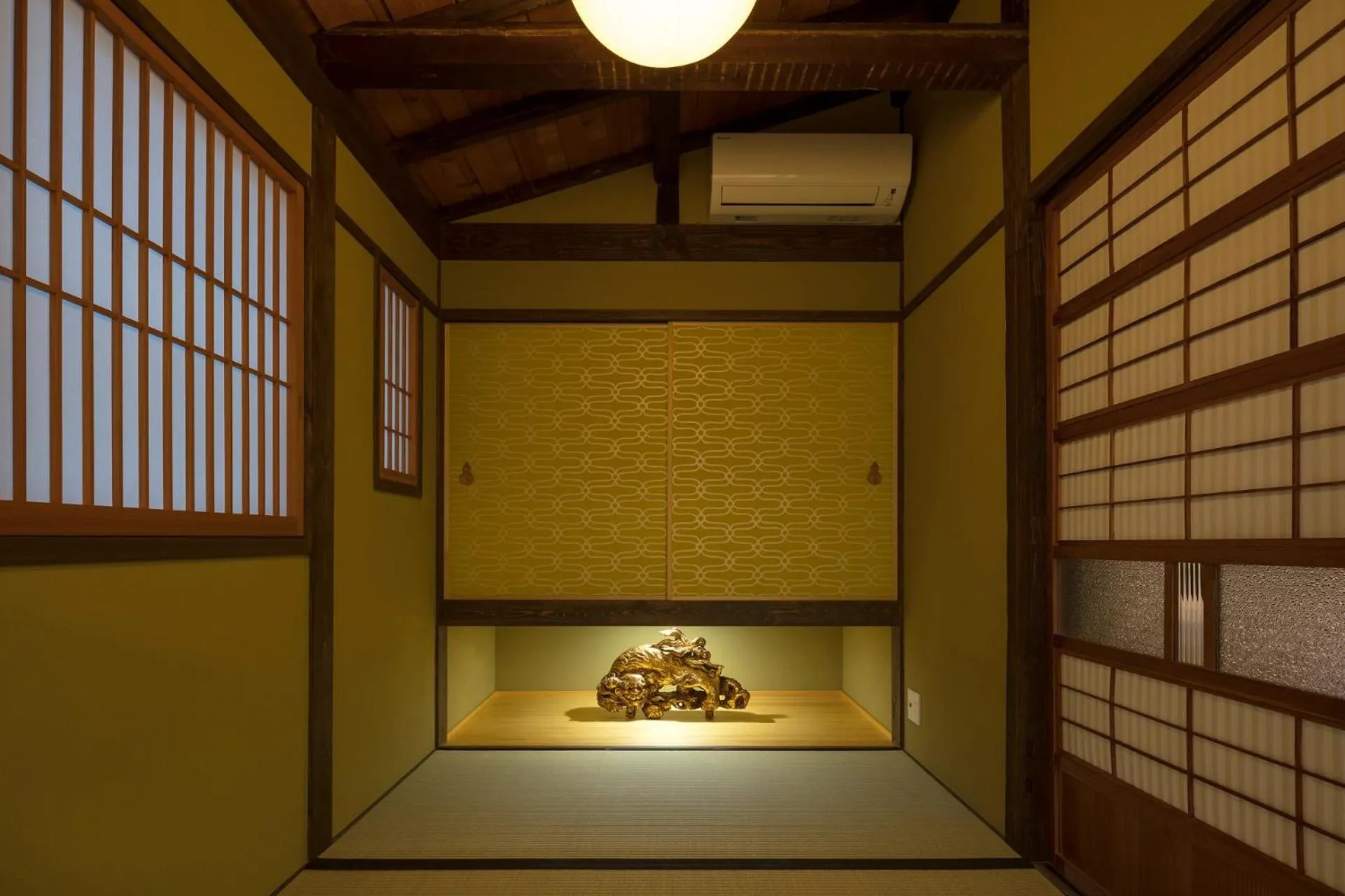 Area and facilities in Yoshimigura Machiya House