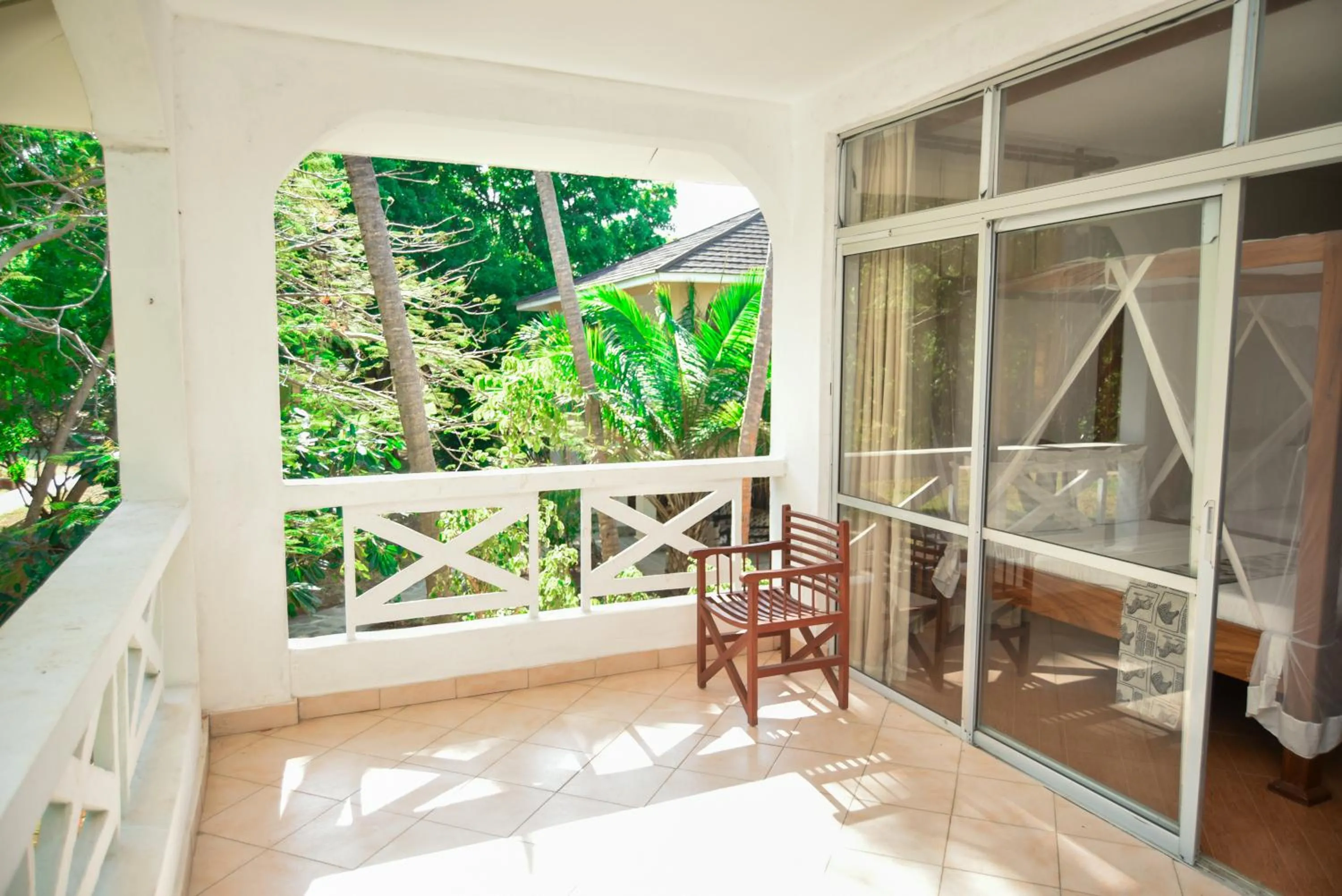 Balcony/Terrace in Coral Beach Resort