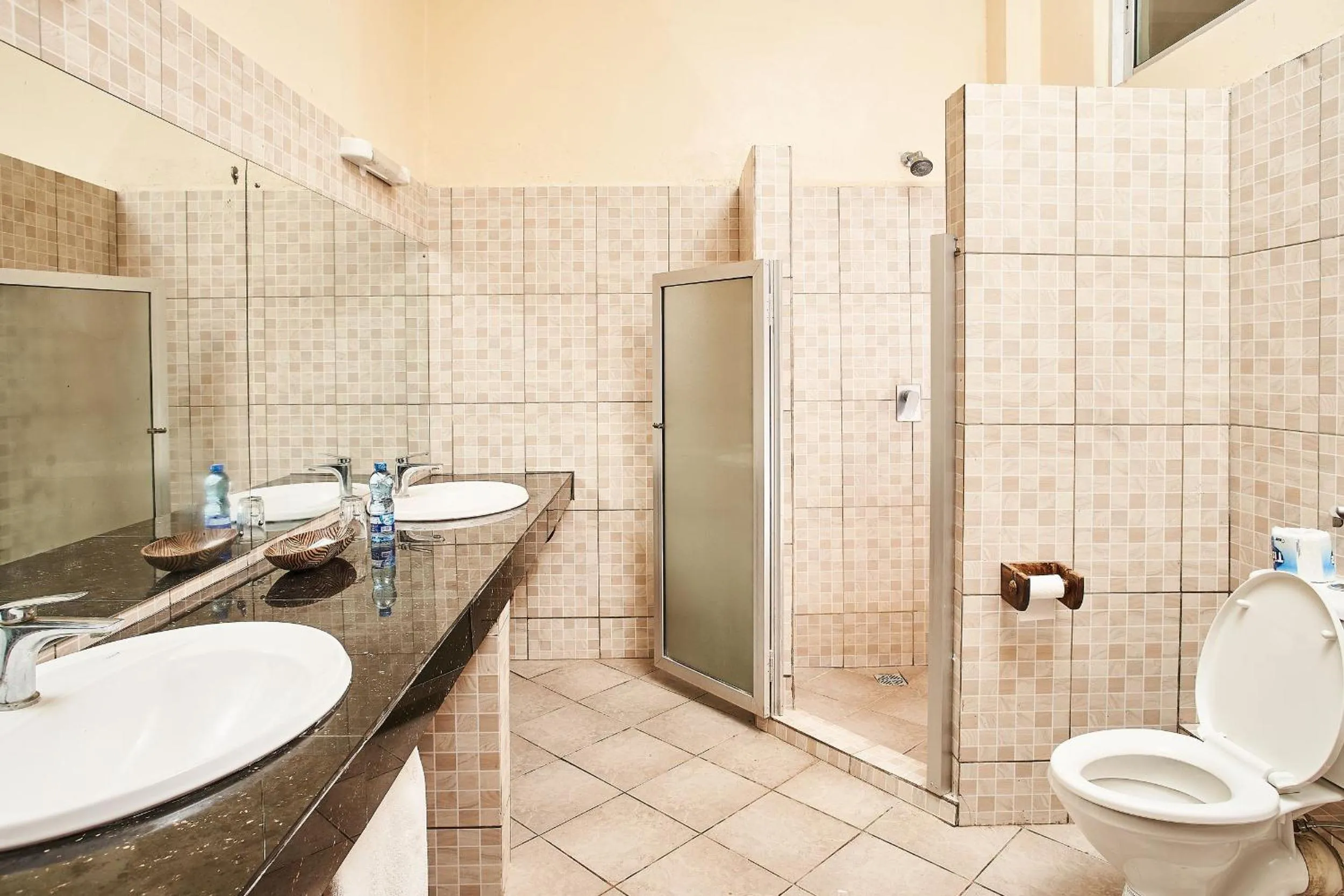 Shower in Coral Beach Resort