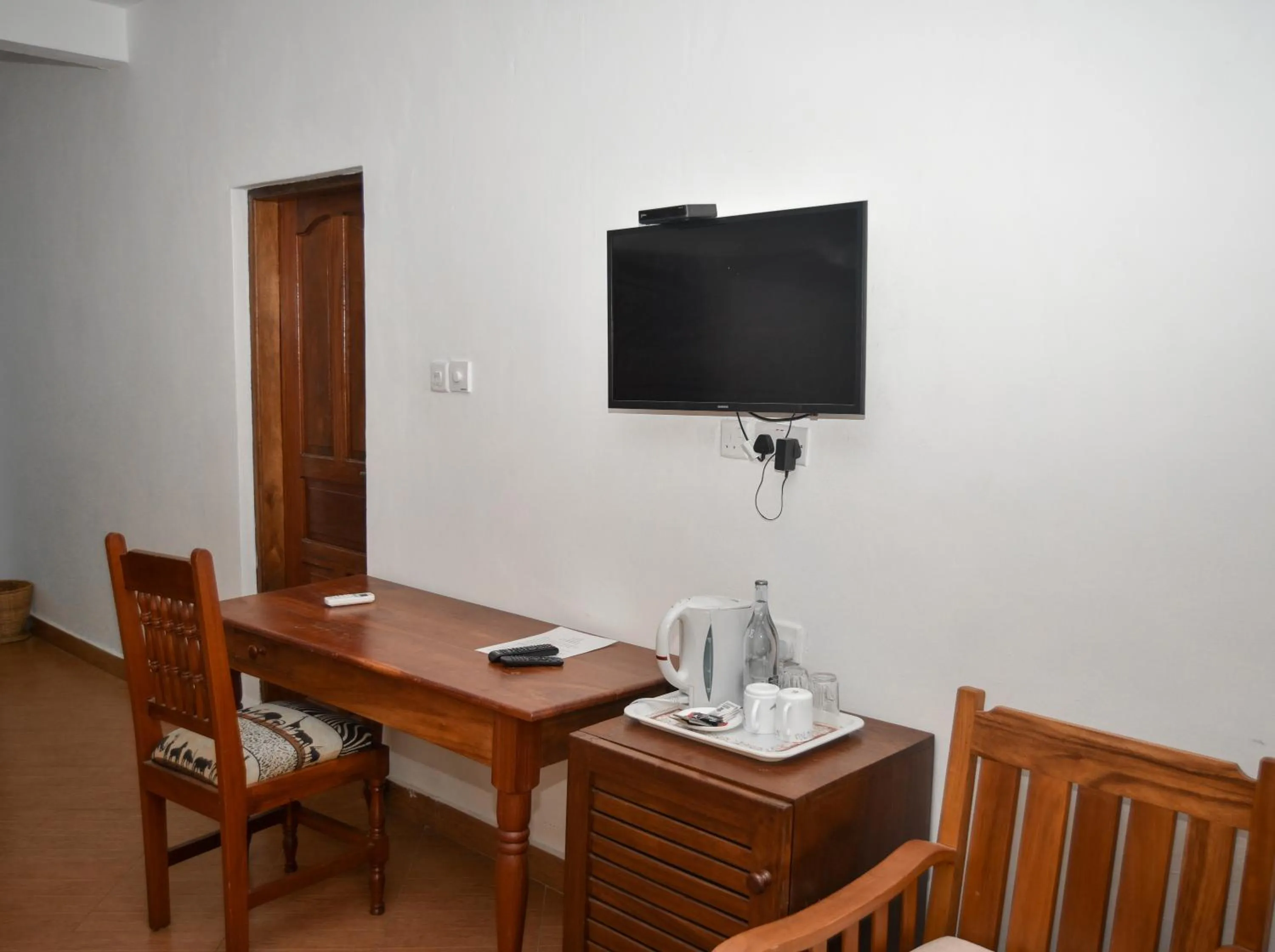 TV and multimedia in Coral Beach Resort