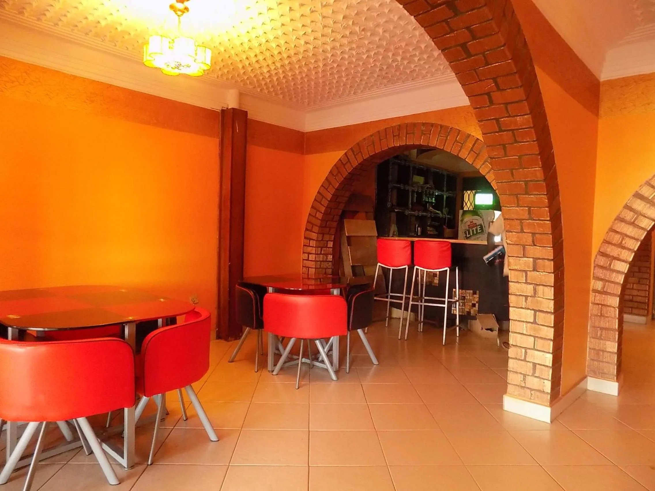 Restaurant/places to eat in Hotel Millenium Kampala Zaana