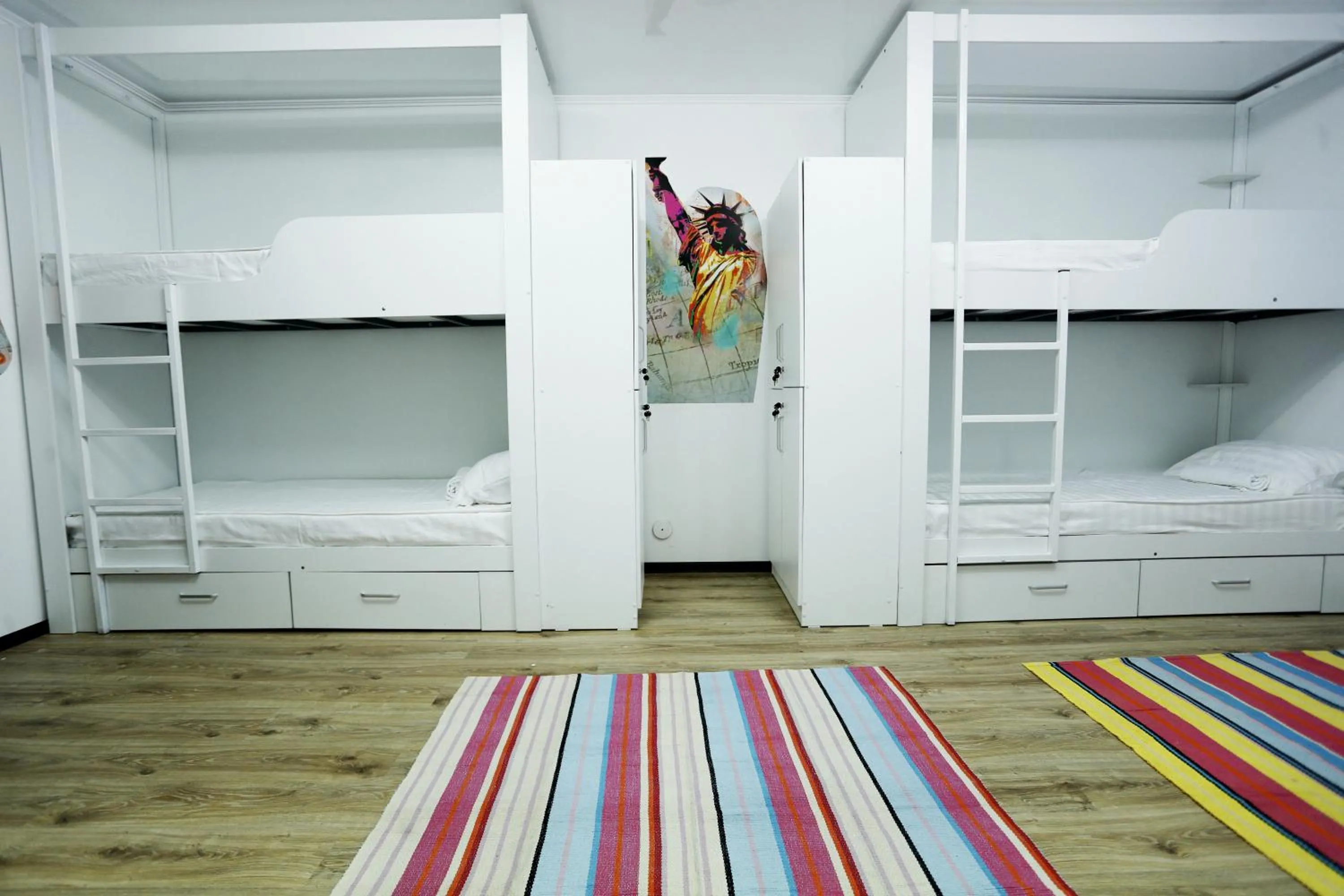 Bed in 10-Bed Mixed Dormitory Room in Interhouse Karakol
