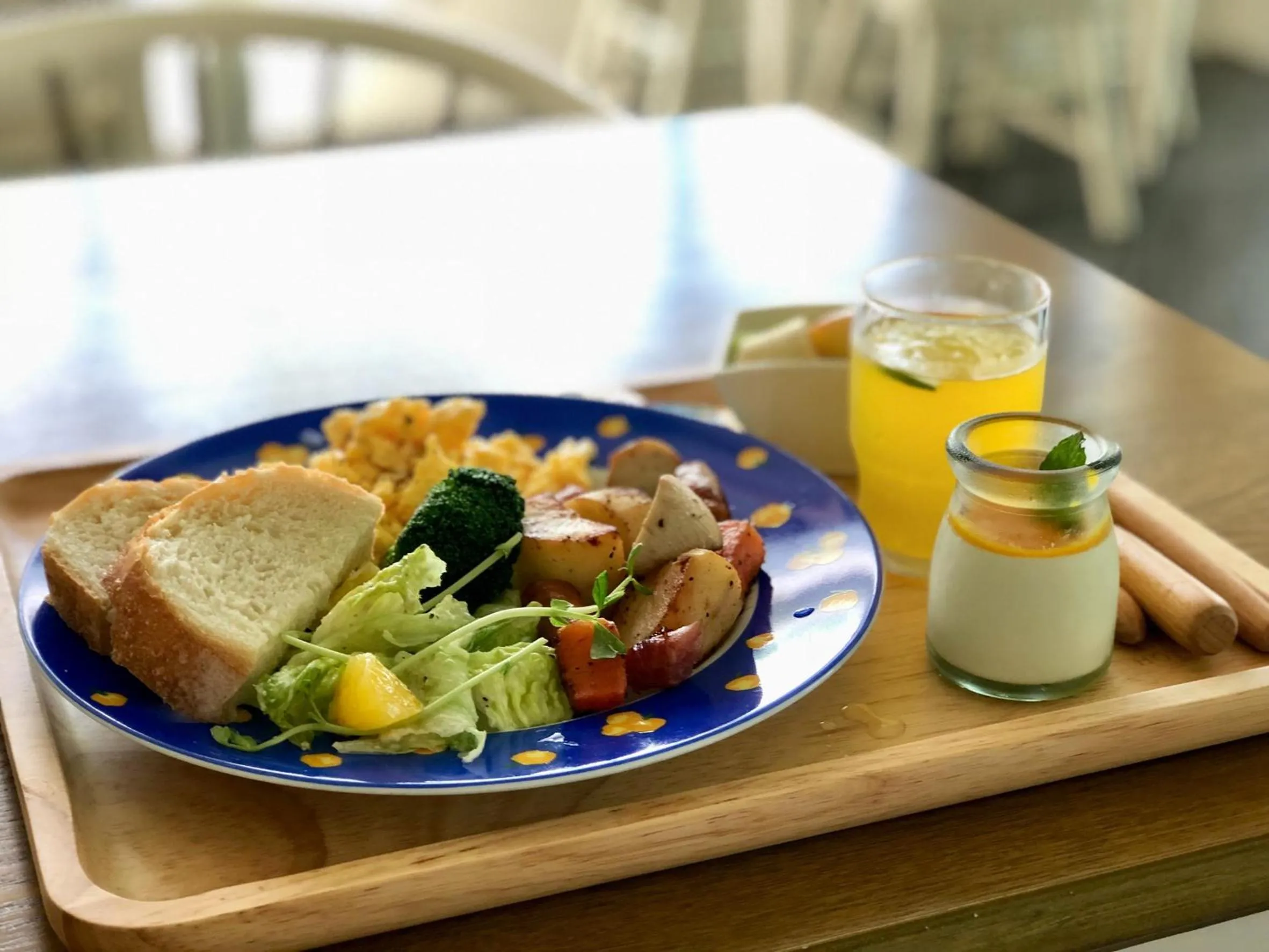 Breakfast in Zen Ocean