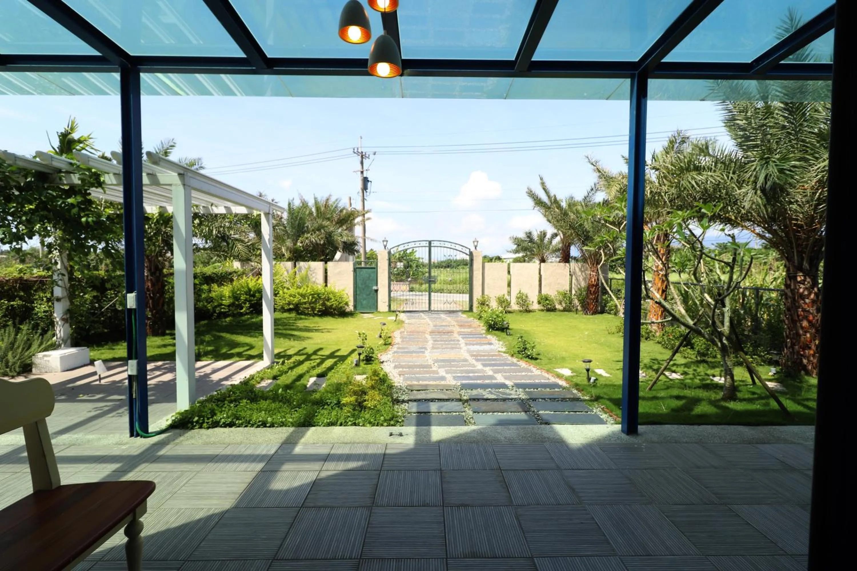 Facade/entrance in Zen Ocean