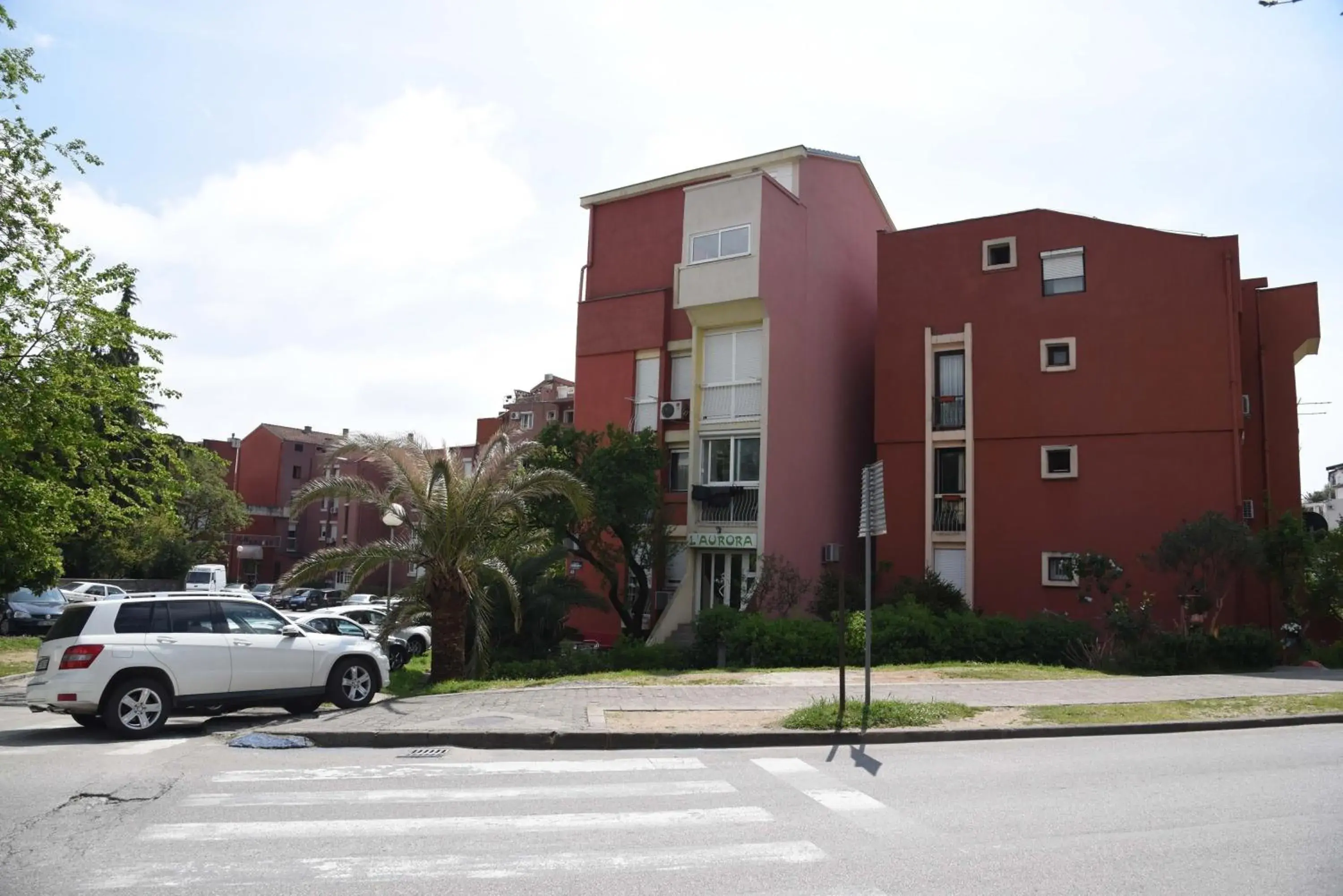 Property building in D&D Apartments 3 Property building in D&D Apartments 3
