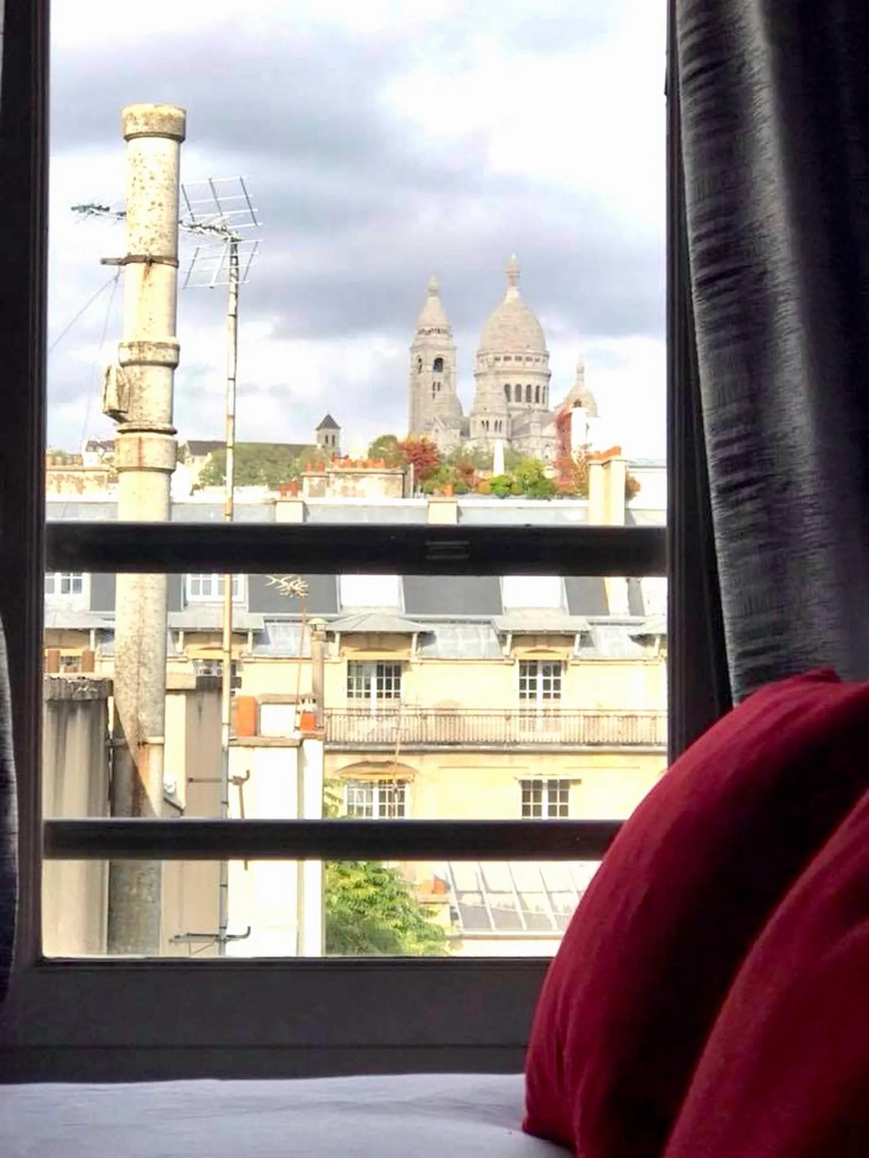 Nearby landmark in Hotel Migny Opéra Montmartre