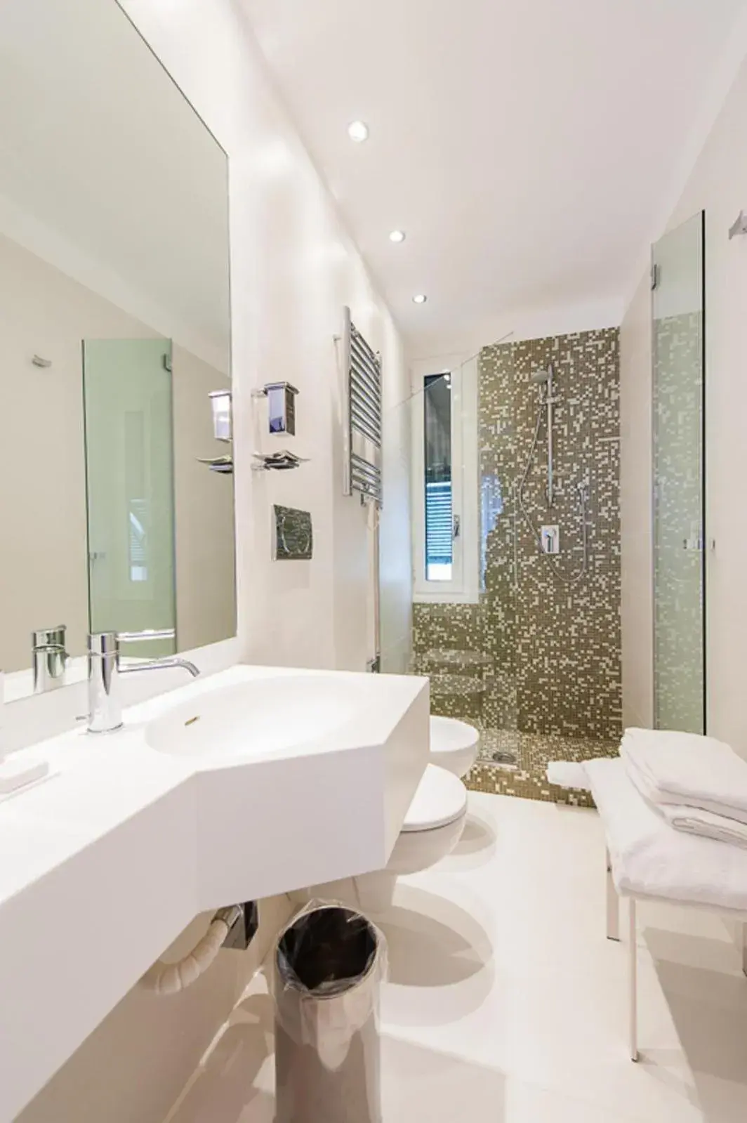 Two-Bedroom Apartment in LHP Suite Santa Margherita Two-Bedroom Apartment in LHP Suite Santa Margherita