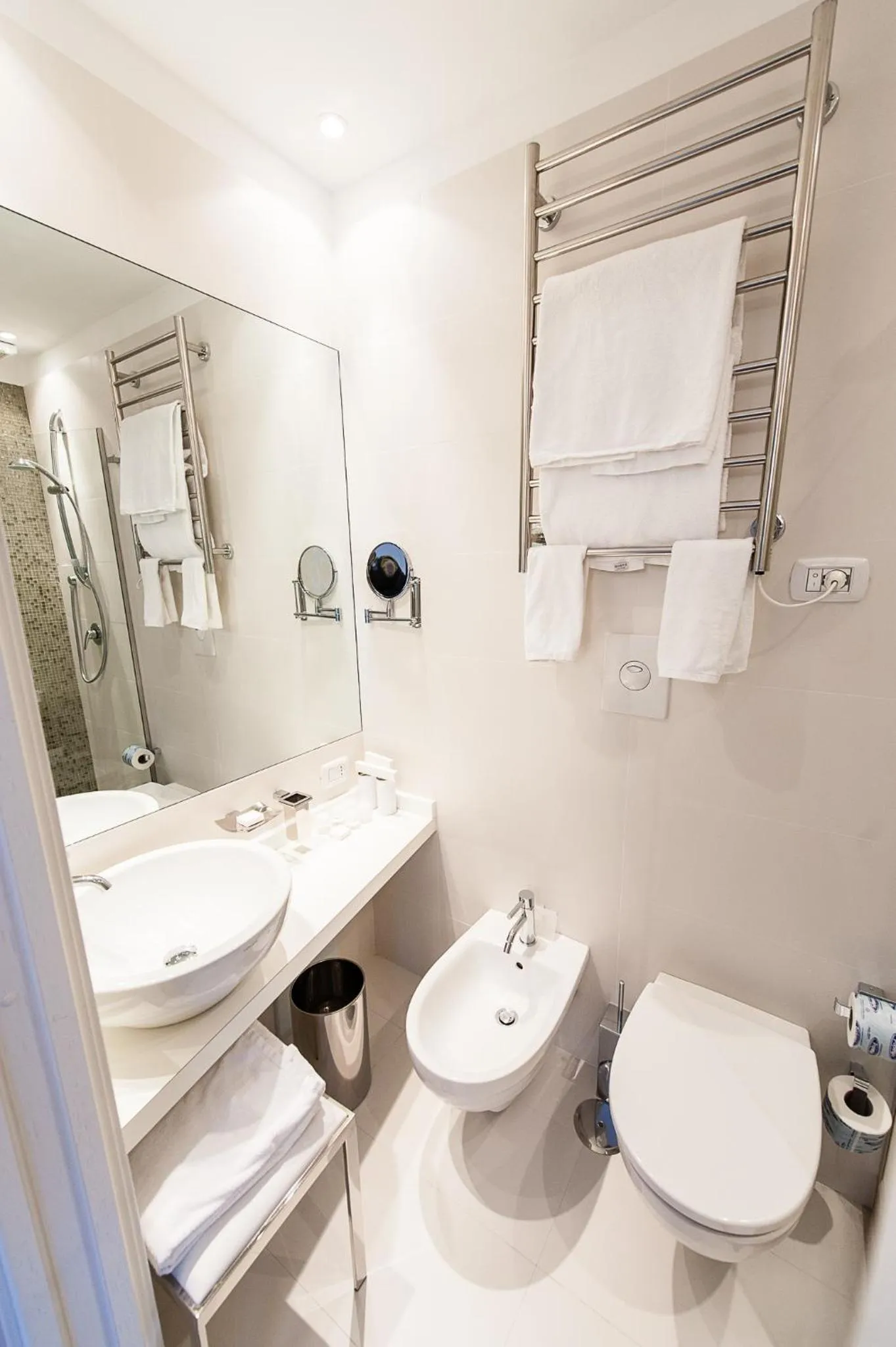 Bathroom in LHP Suite Santa Margherita