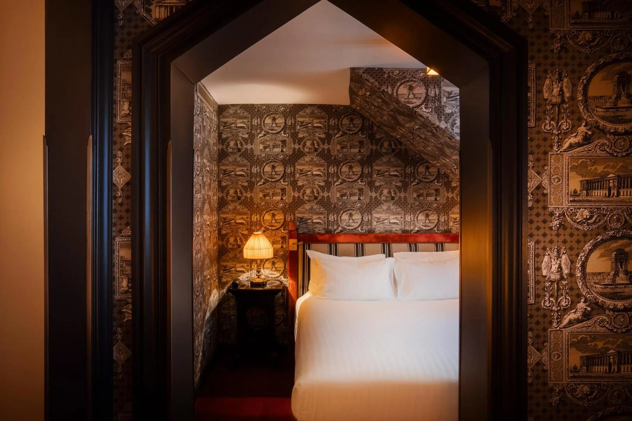 Photo of the whole room, Bed in Maison Athénée