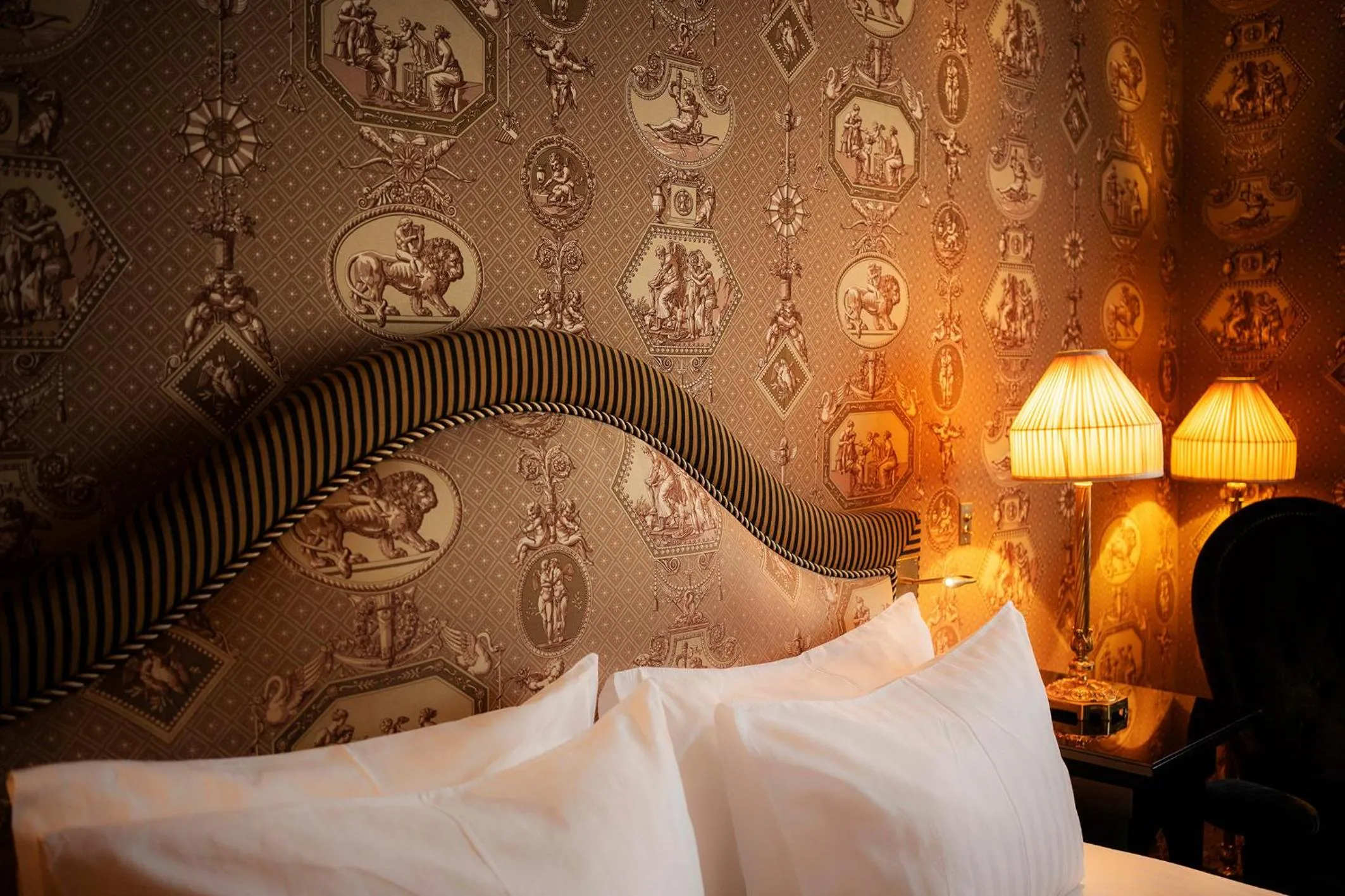 Photo of the whole room, Bed in Maison Athénée