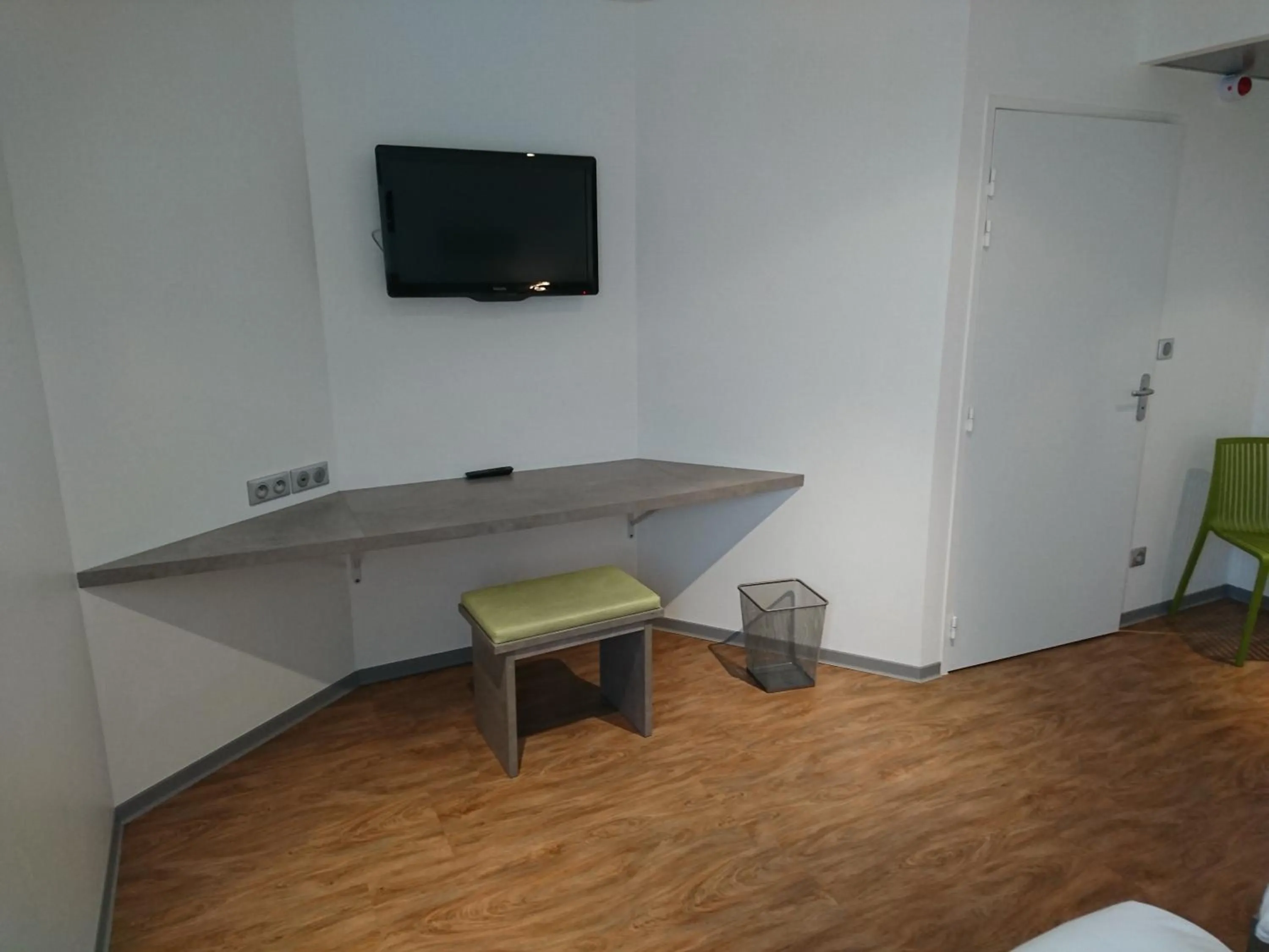 Bedroom in H24 HOTEL