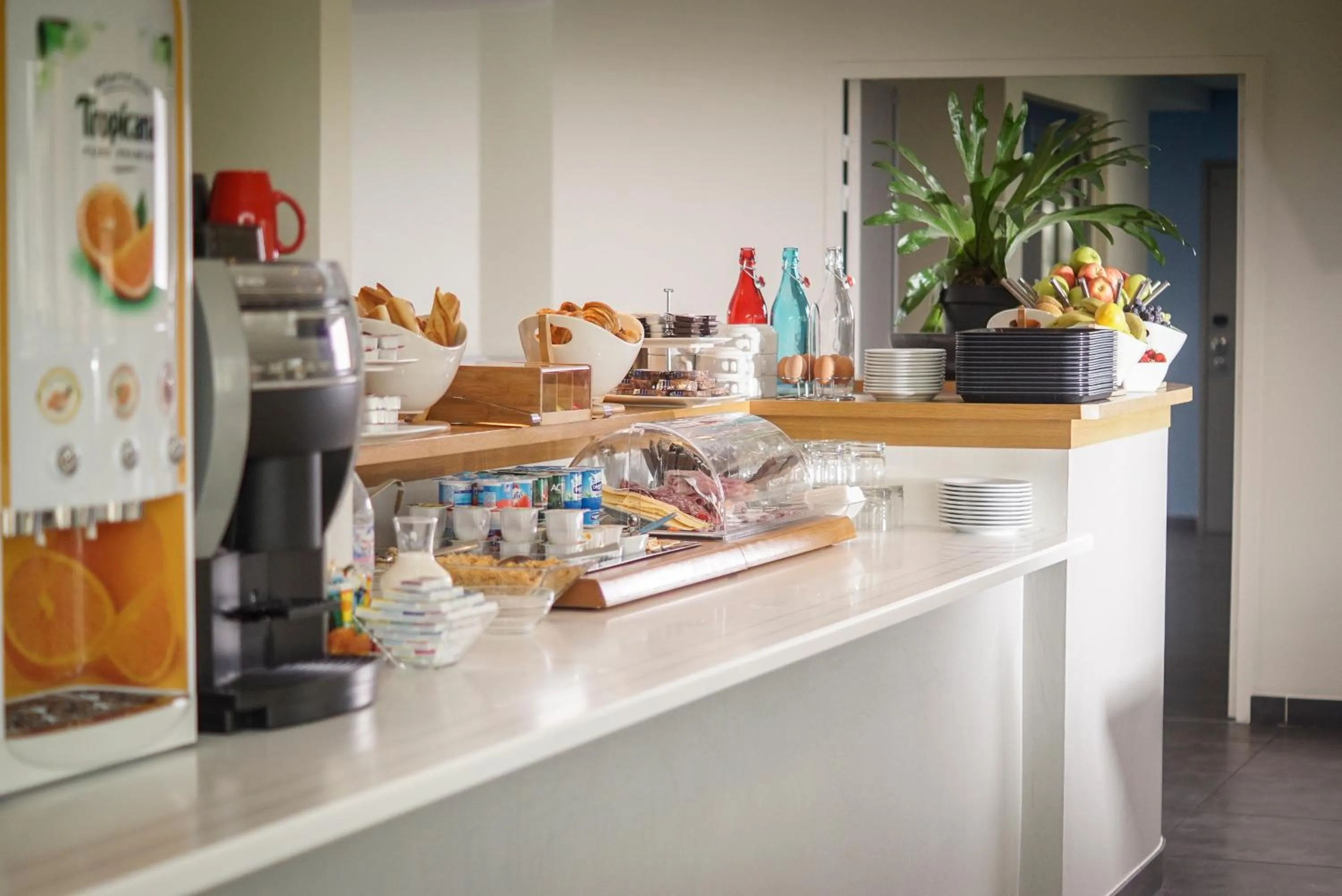 Buffet breakfast in H24 HOTEL