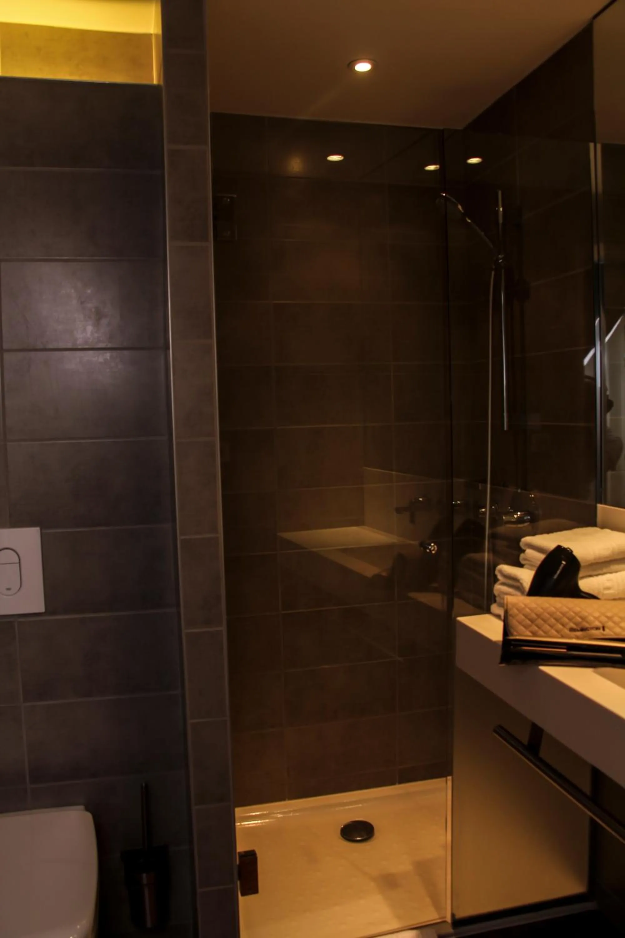 Bathroom in H24 HOTEL