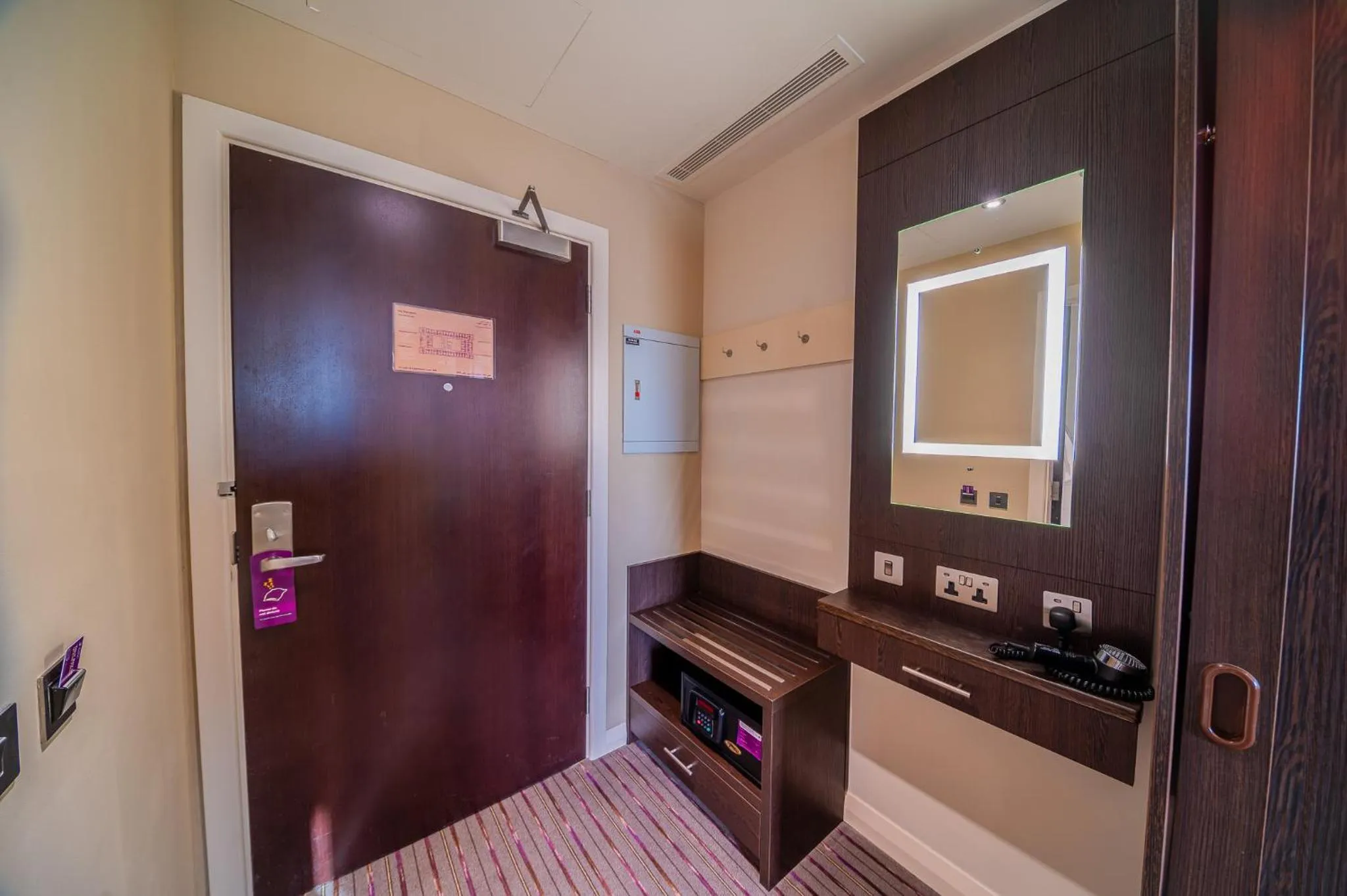 hair dryier in Premier Inn Doha Education City