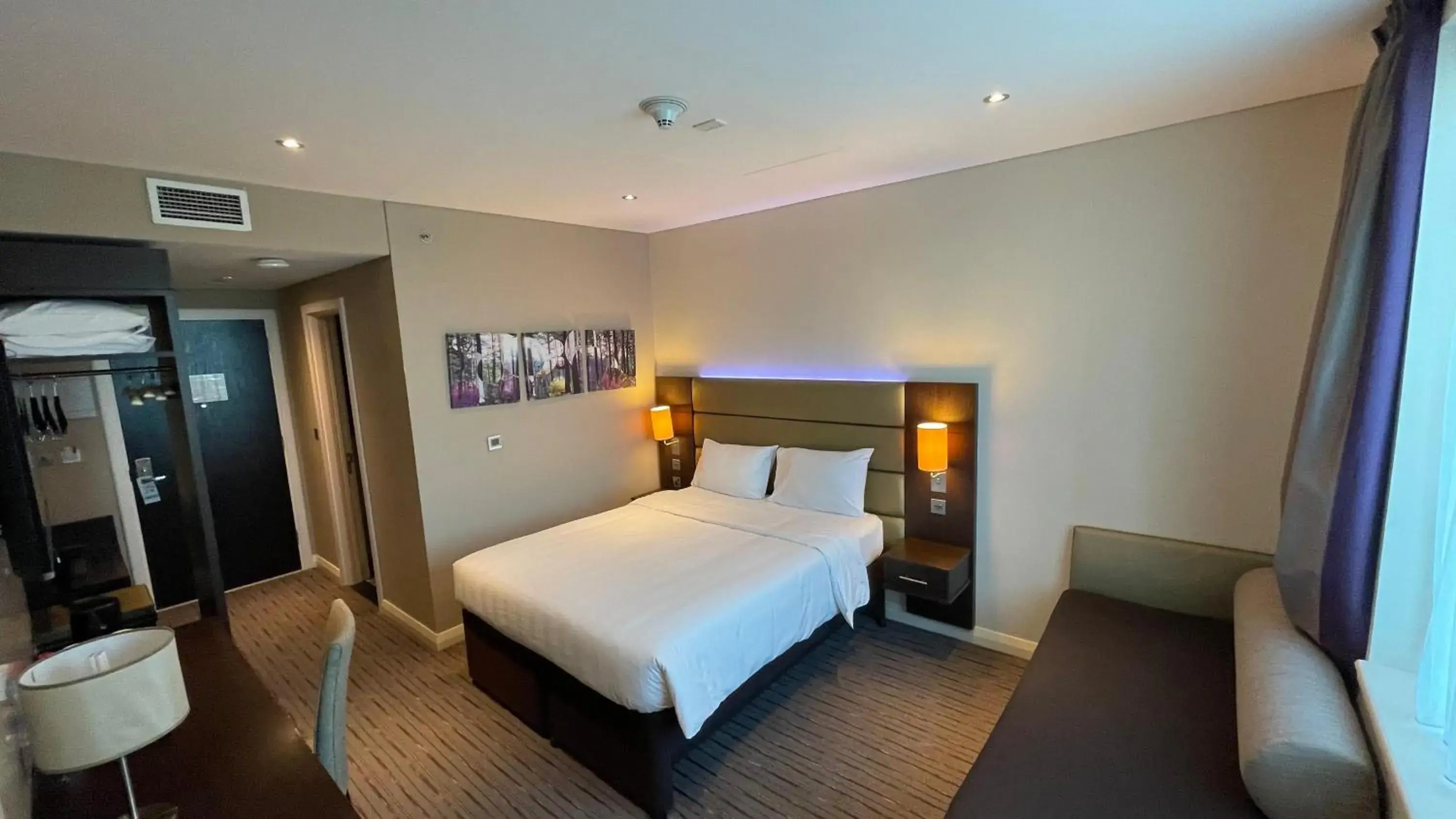 Bed in Premier Inn Doha Education City Bed in Premier Inn Doha Education City