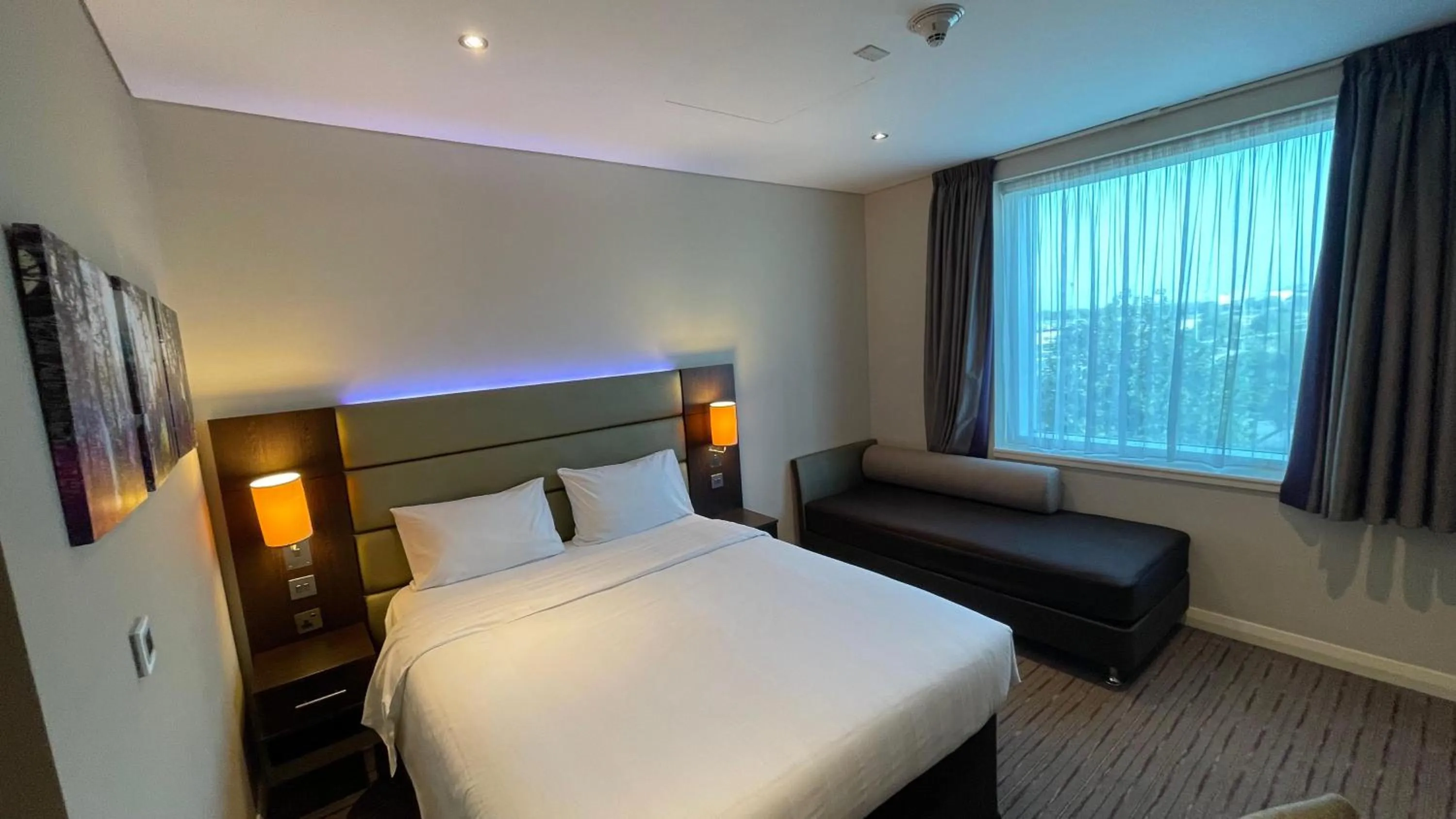 Bed in Premier Inn Doha Education City