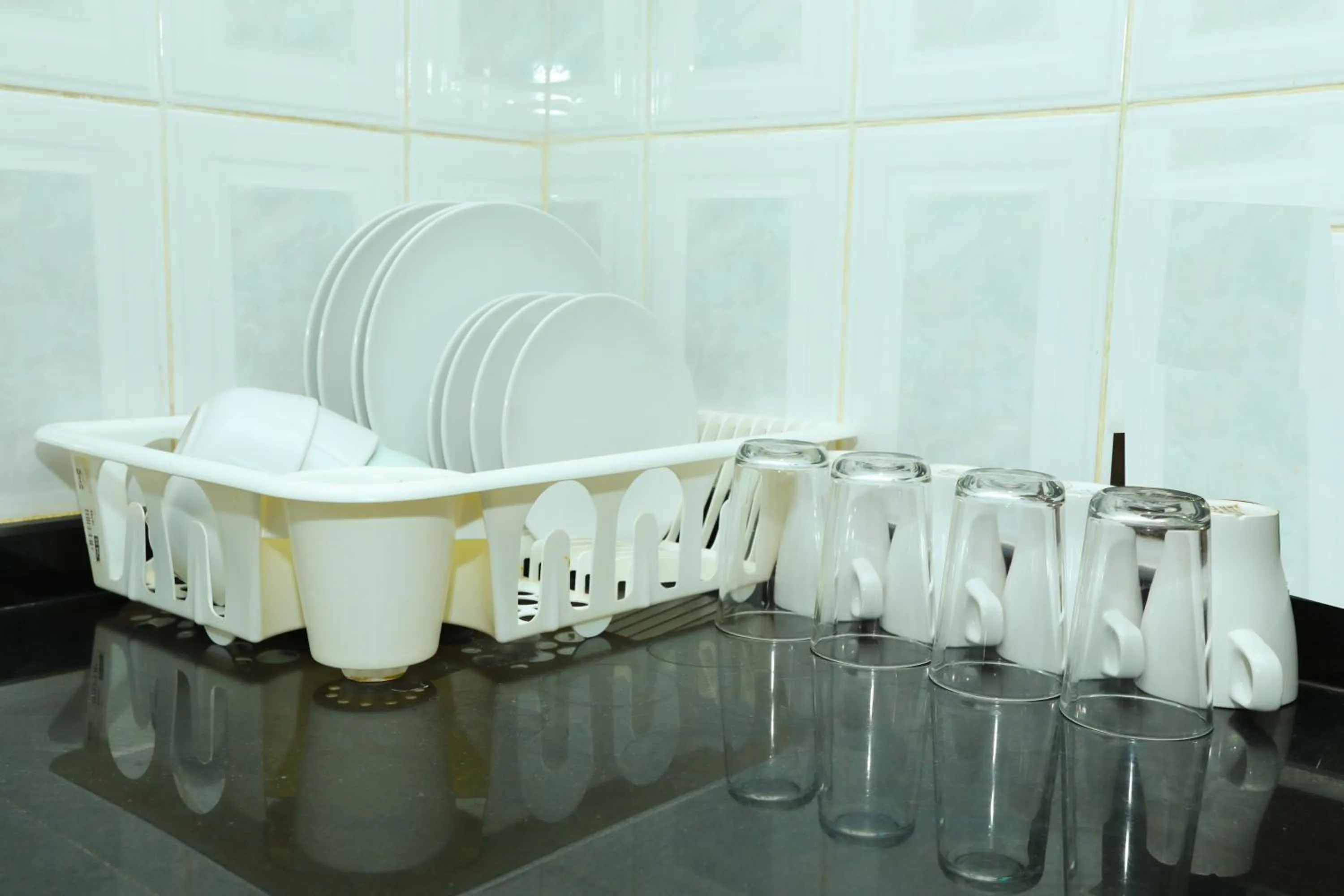 Kitchen or kitchenette in ltlalat Al Shorouq Hotel