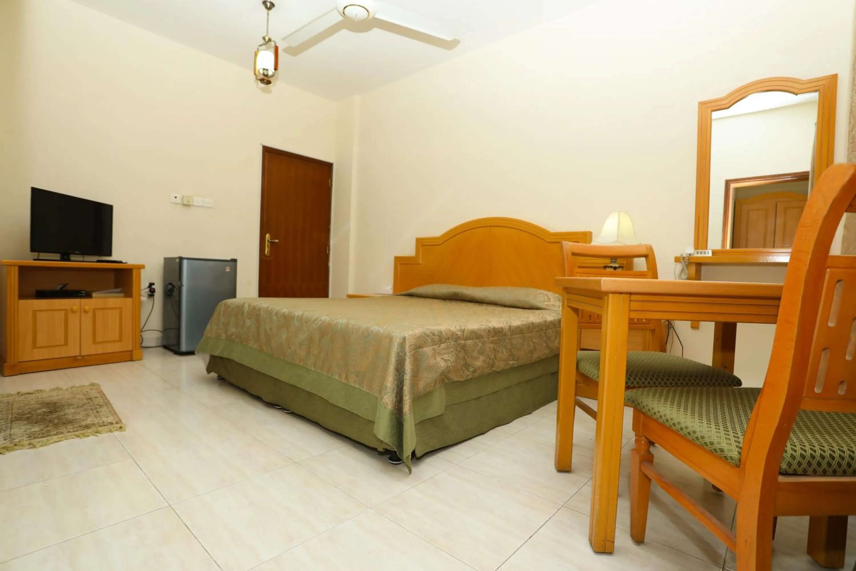 Bedroom, Bed in ltlalat Al Shorouq Hotel