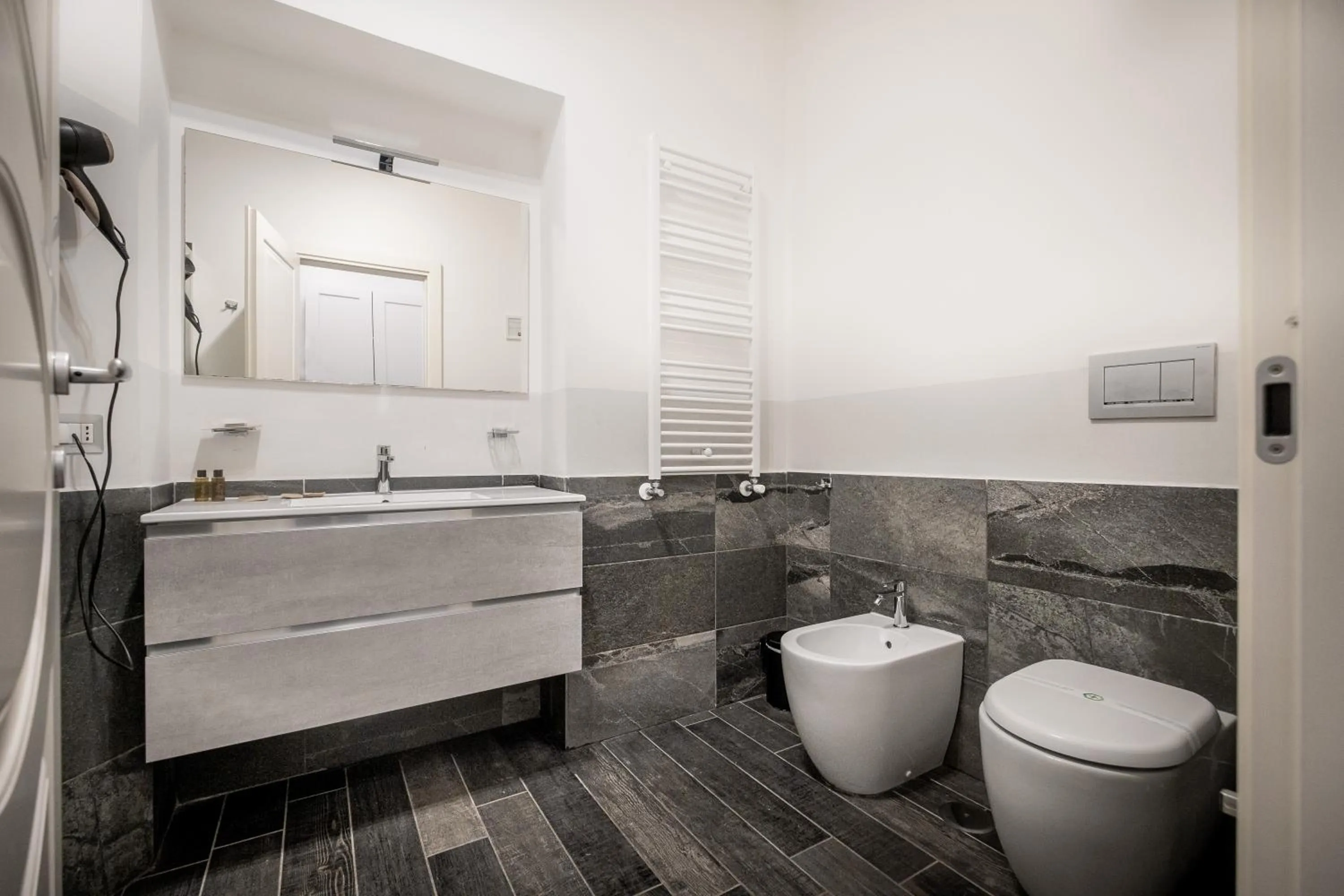 Bathroom in Arch Rome Suites