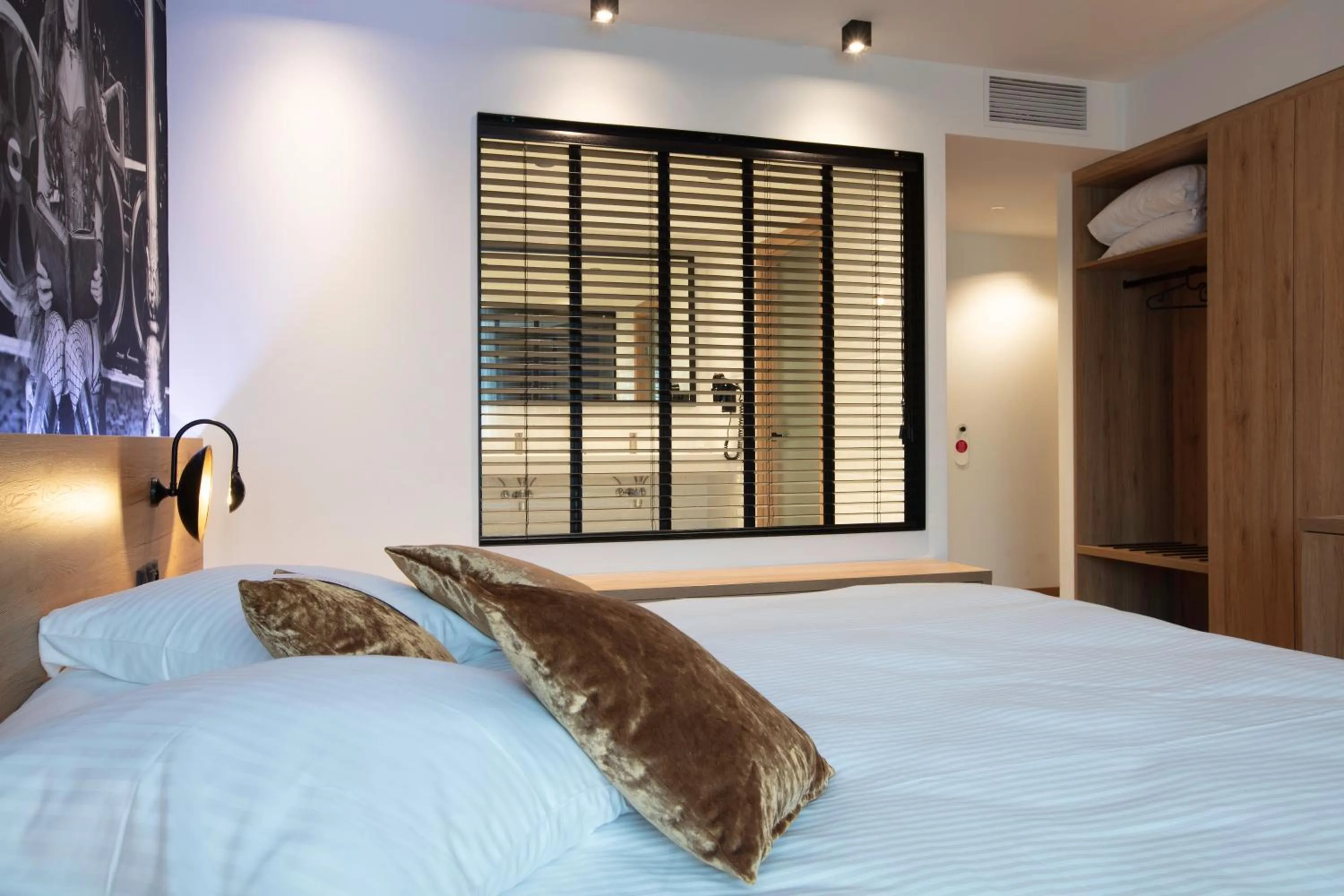 Bed in Hotel Leo Station, Villa et Annexes