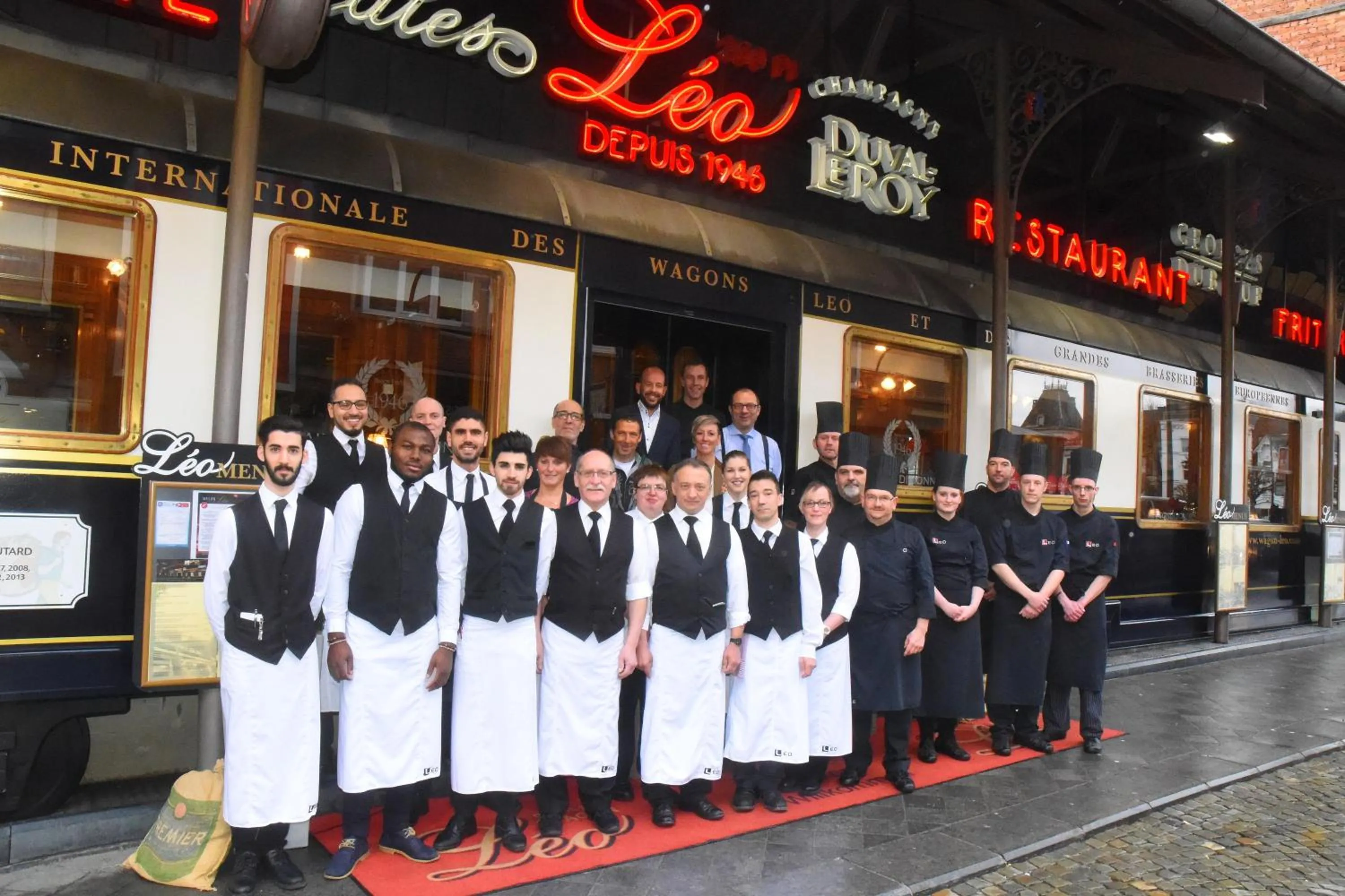 Restaurant/places to eat in Hotel Leo Station, Villa et Annexes