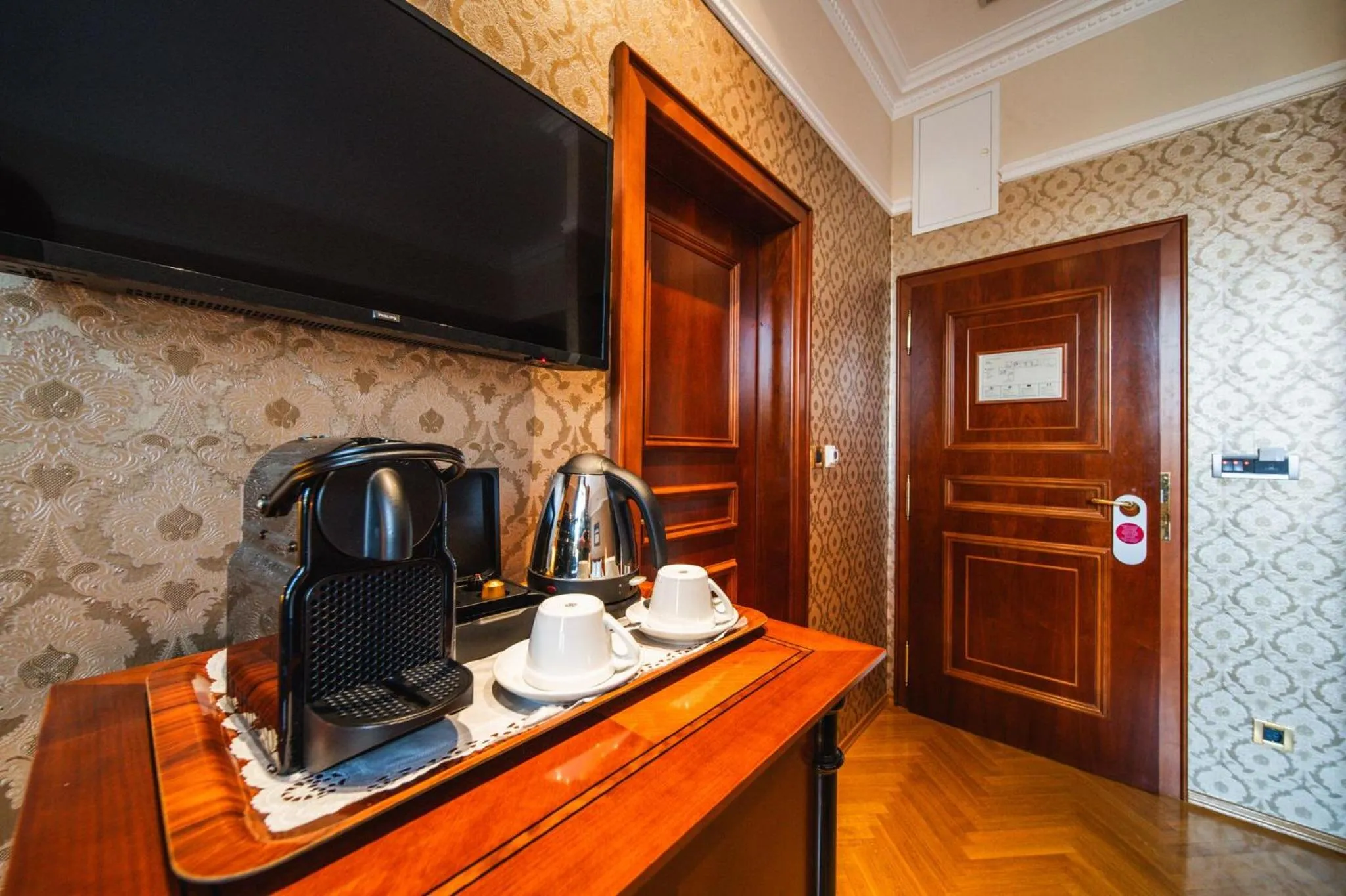 Coffee/tea facilities in Boutique Hotel Kazbek