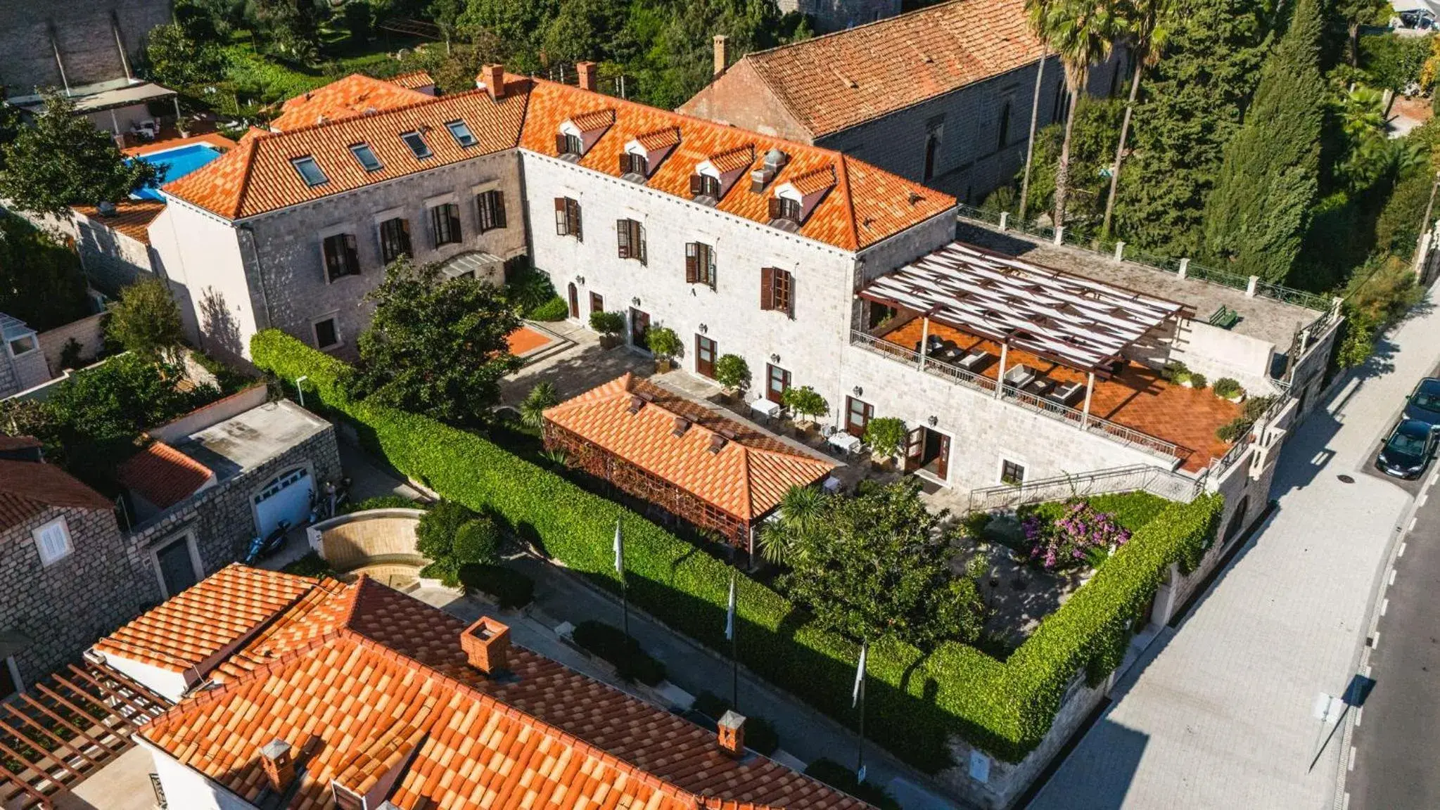 Property building in Boutique Hotel Kazbek Property building in Boutique Hotel Kazbek