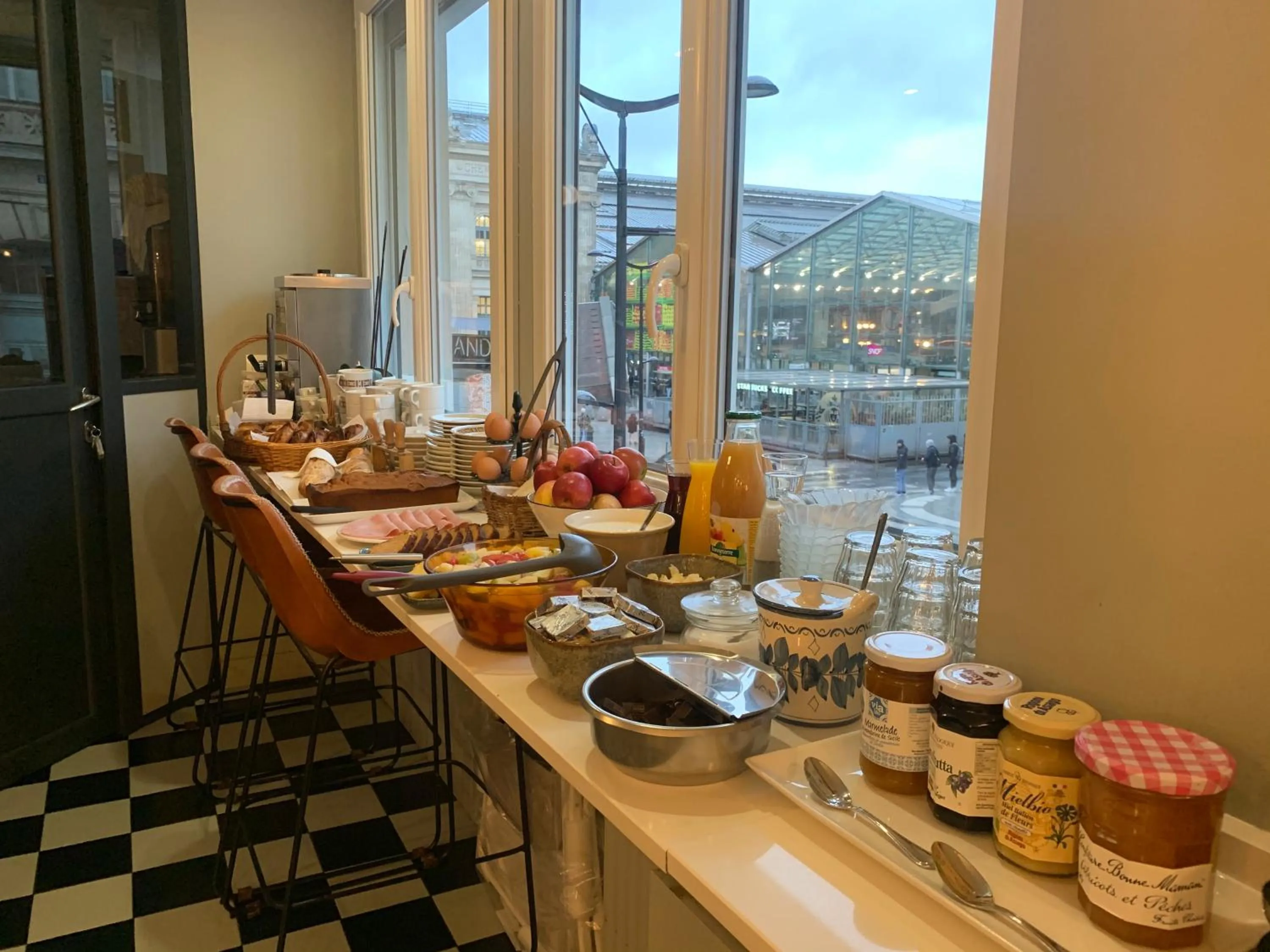 Picardy Hôtel-Gare du Nord