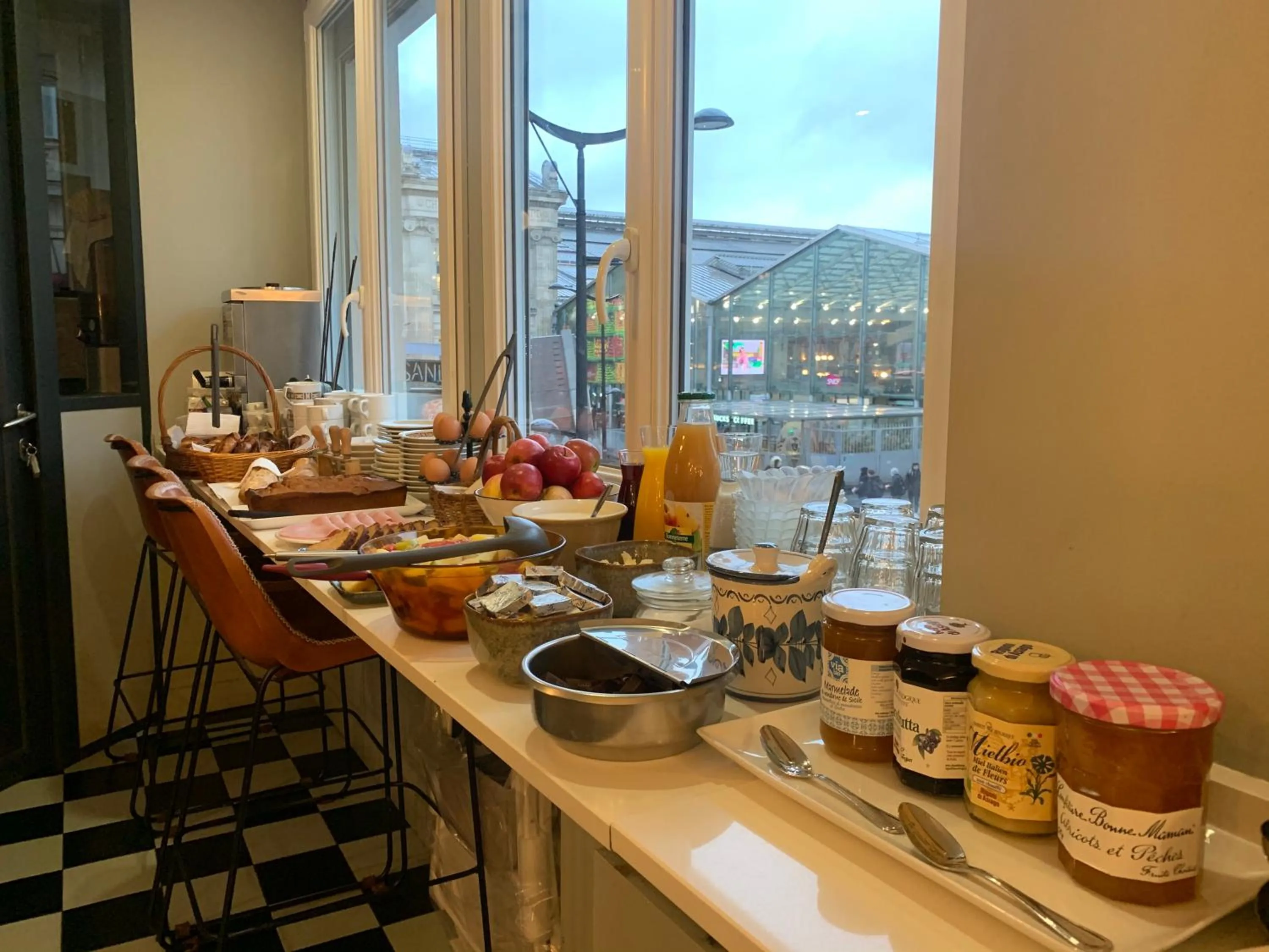 Picardy Hôtel-Gare du Nord