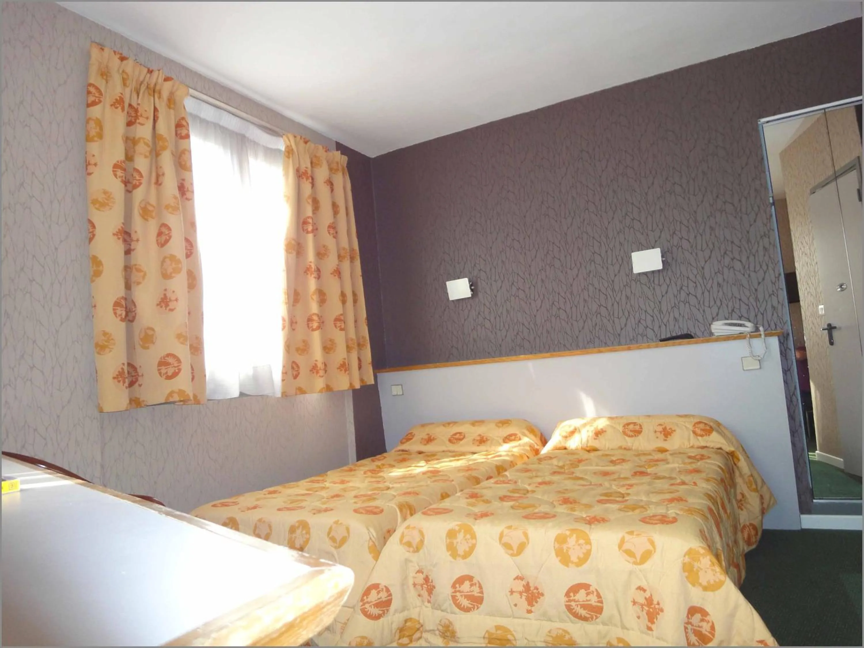 Photo of the whole room, Bed in Picardy Hôtel-Gare du Nord