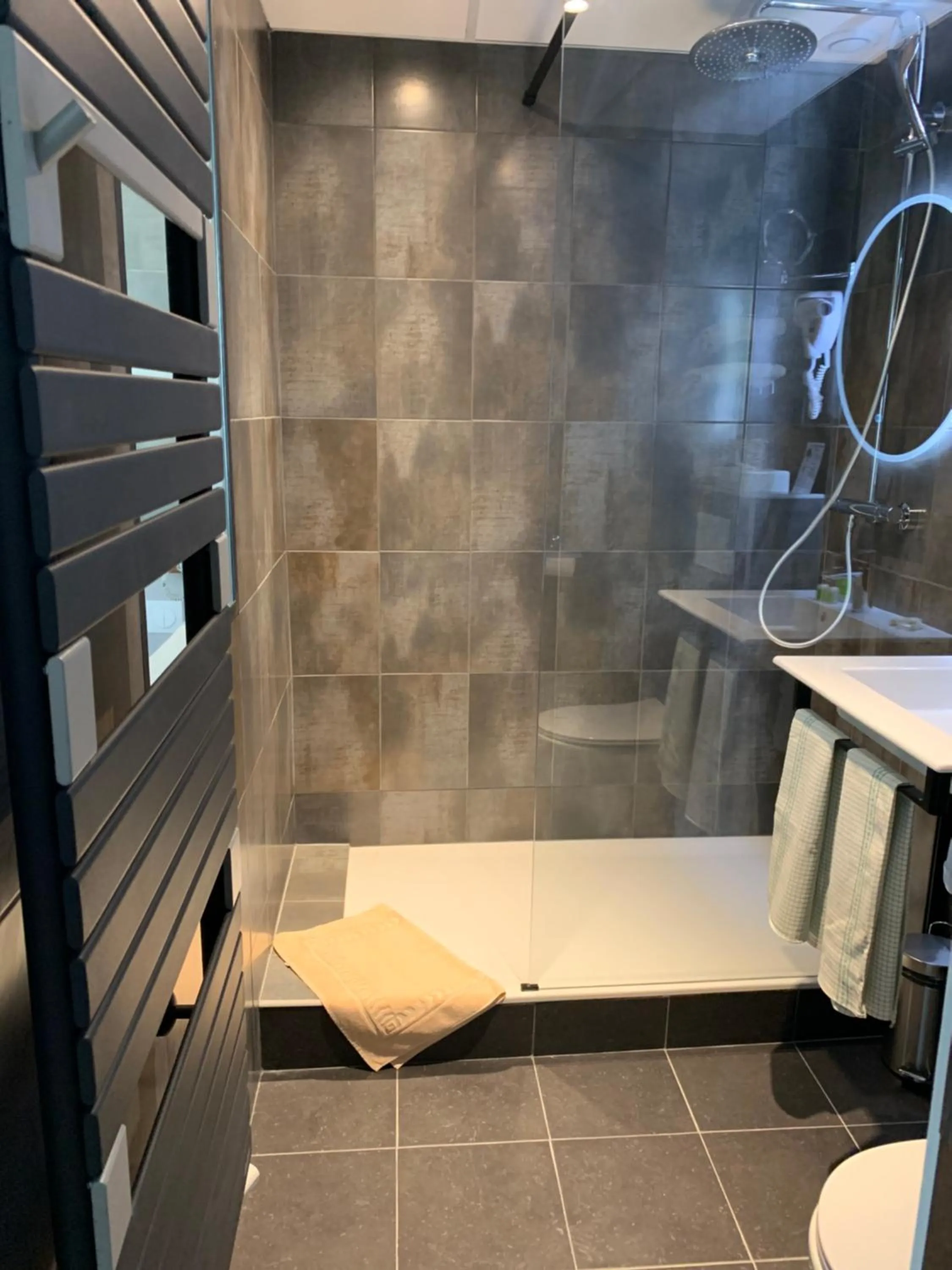 Picardy Hôtel-Gare du Nord