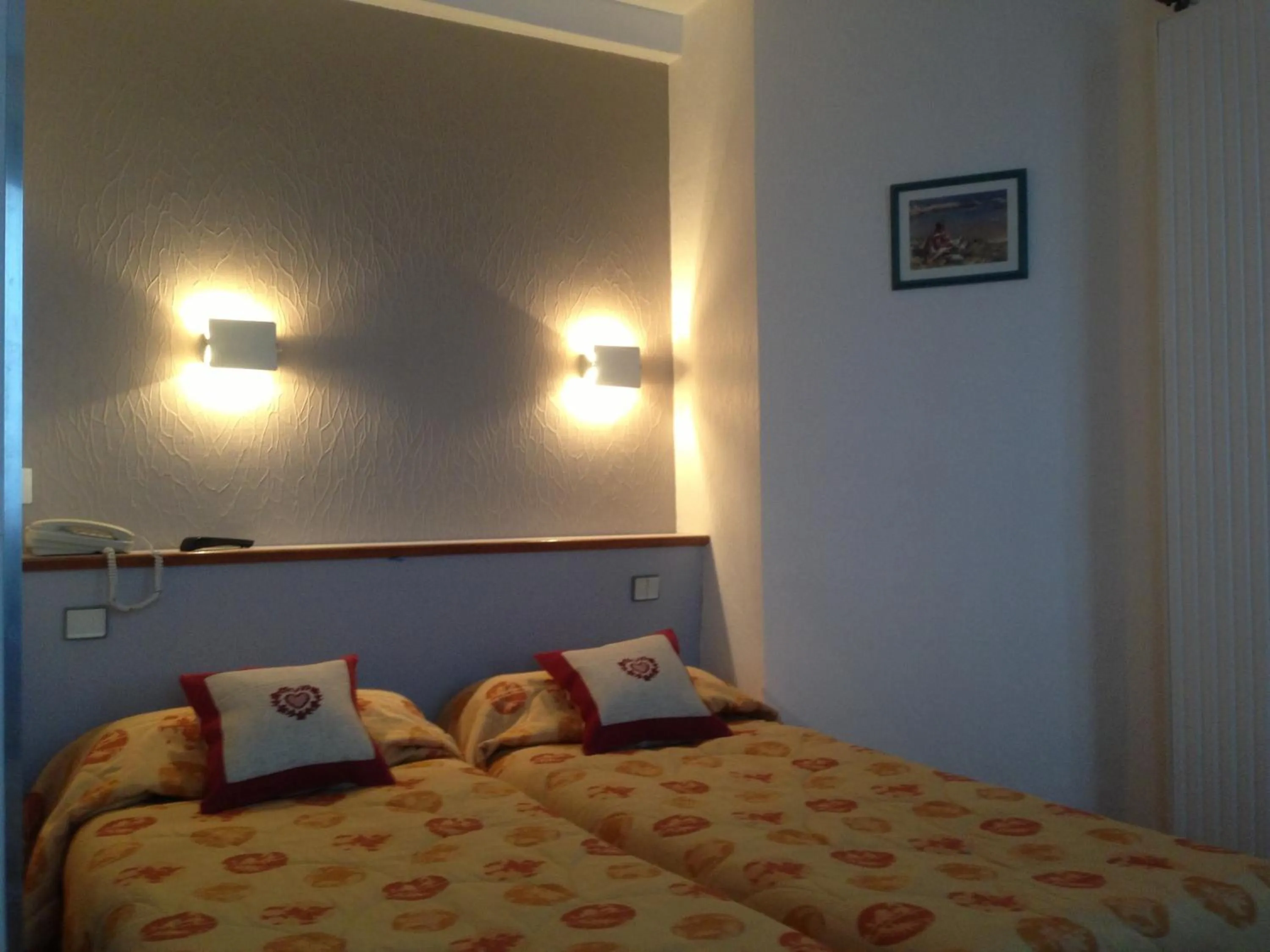 Bed in Picardy Hôtel-Gare du Nord