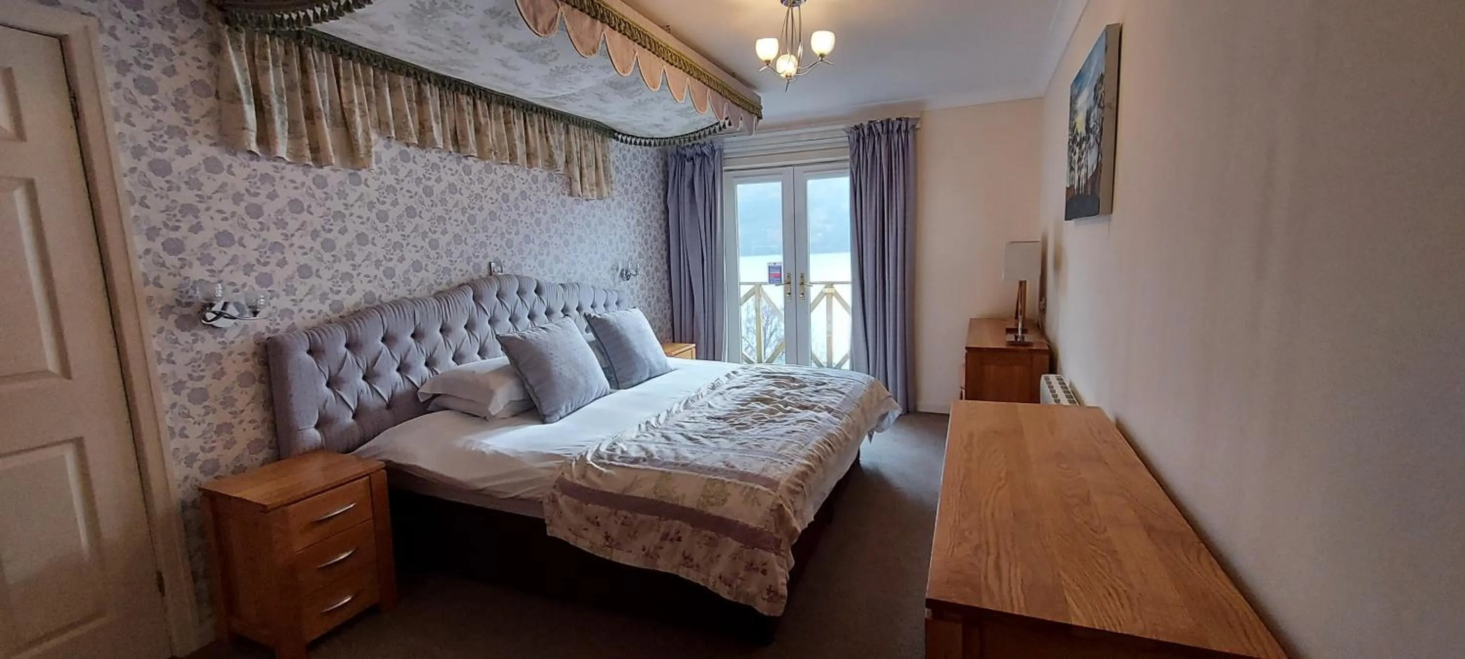 Bed in Loch Rannoch Highland Club