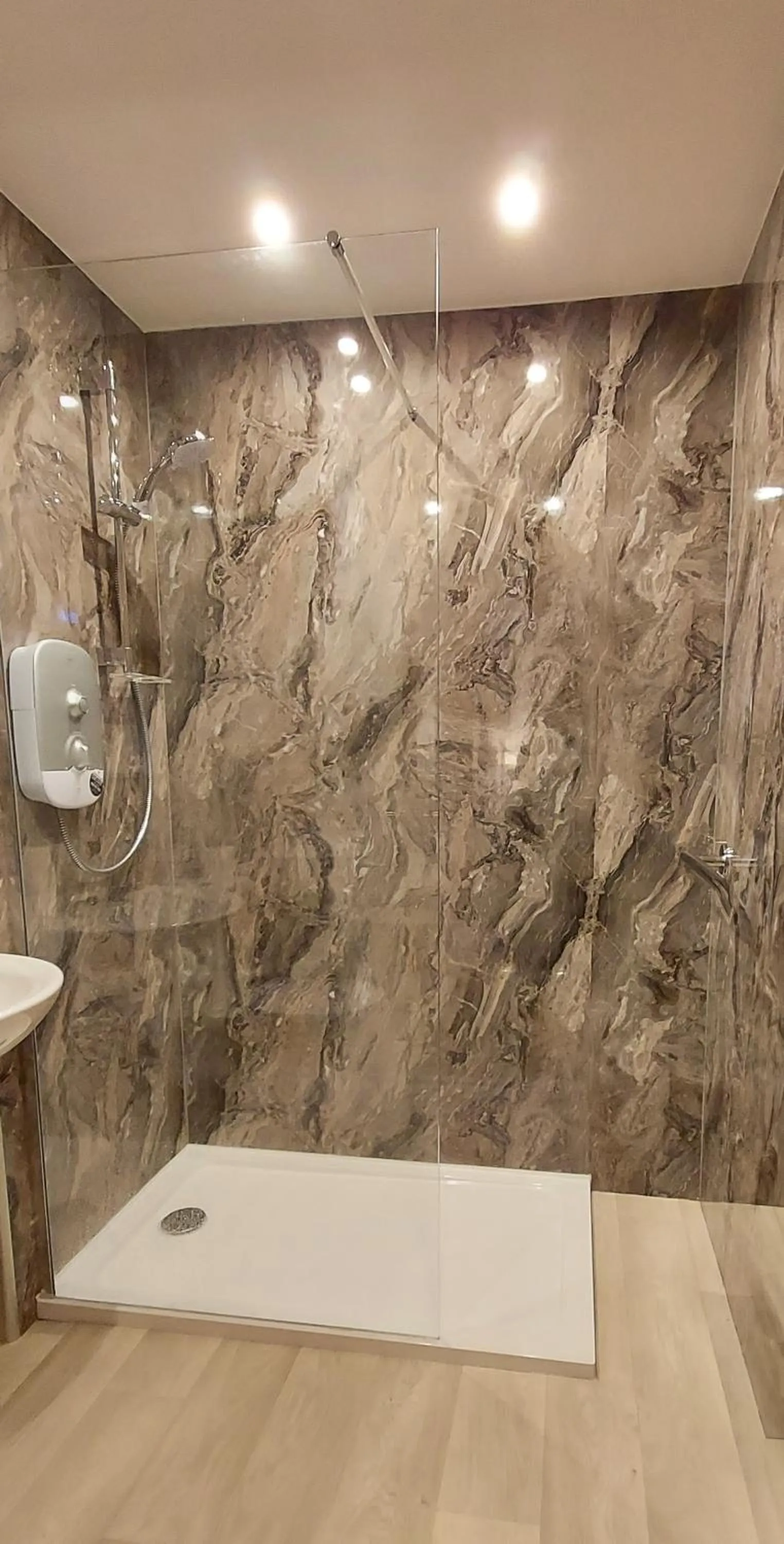 Shower in Loch Rannoch Highland Club