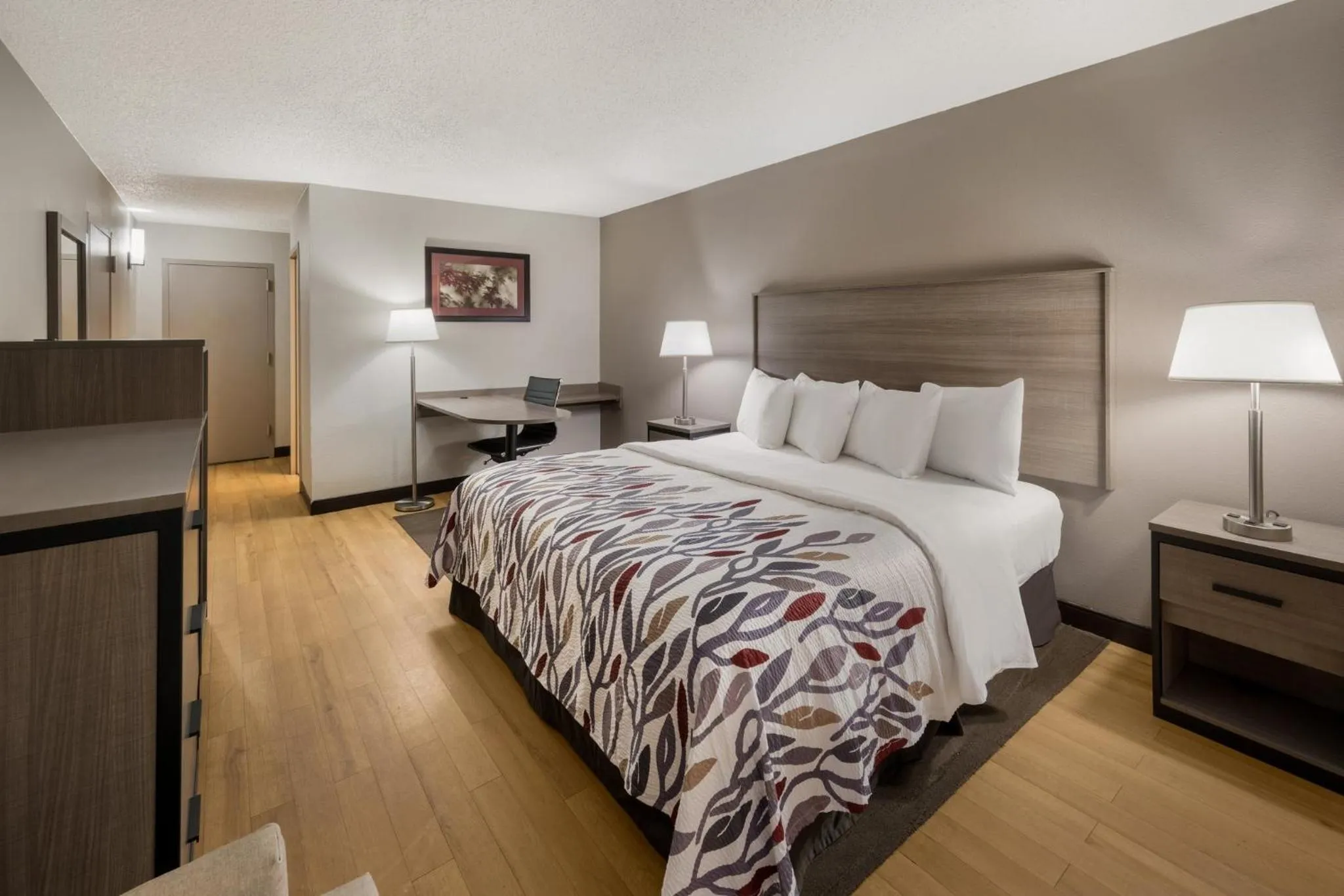 Bedroom, Bed in Red Roof Inn Dumfries-Quantico