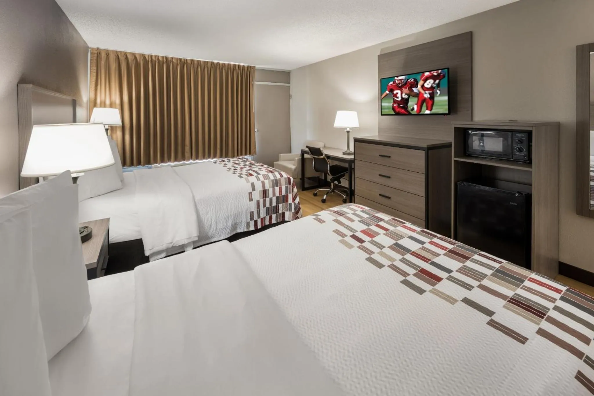 Photo of the whole room, Bed in Red Roof Inn Dumfries-Quantico