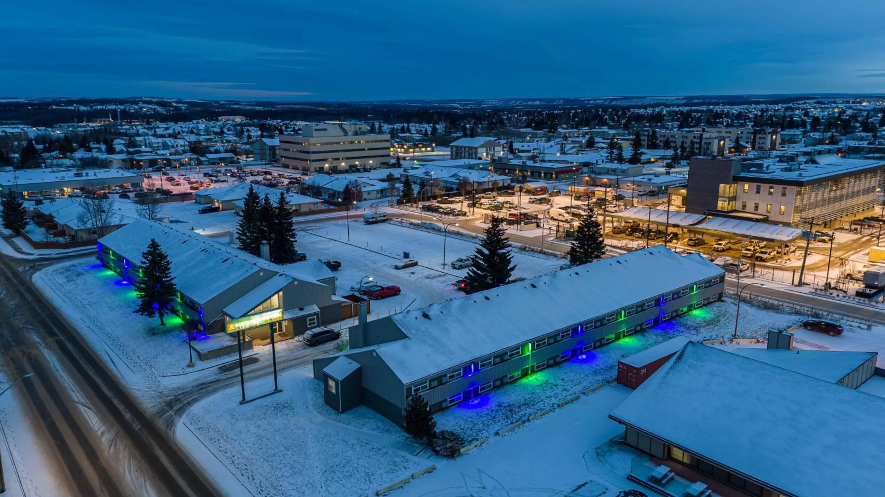 Property building in Northern Lights Inn