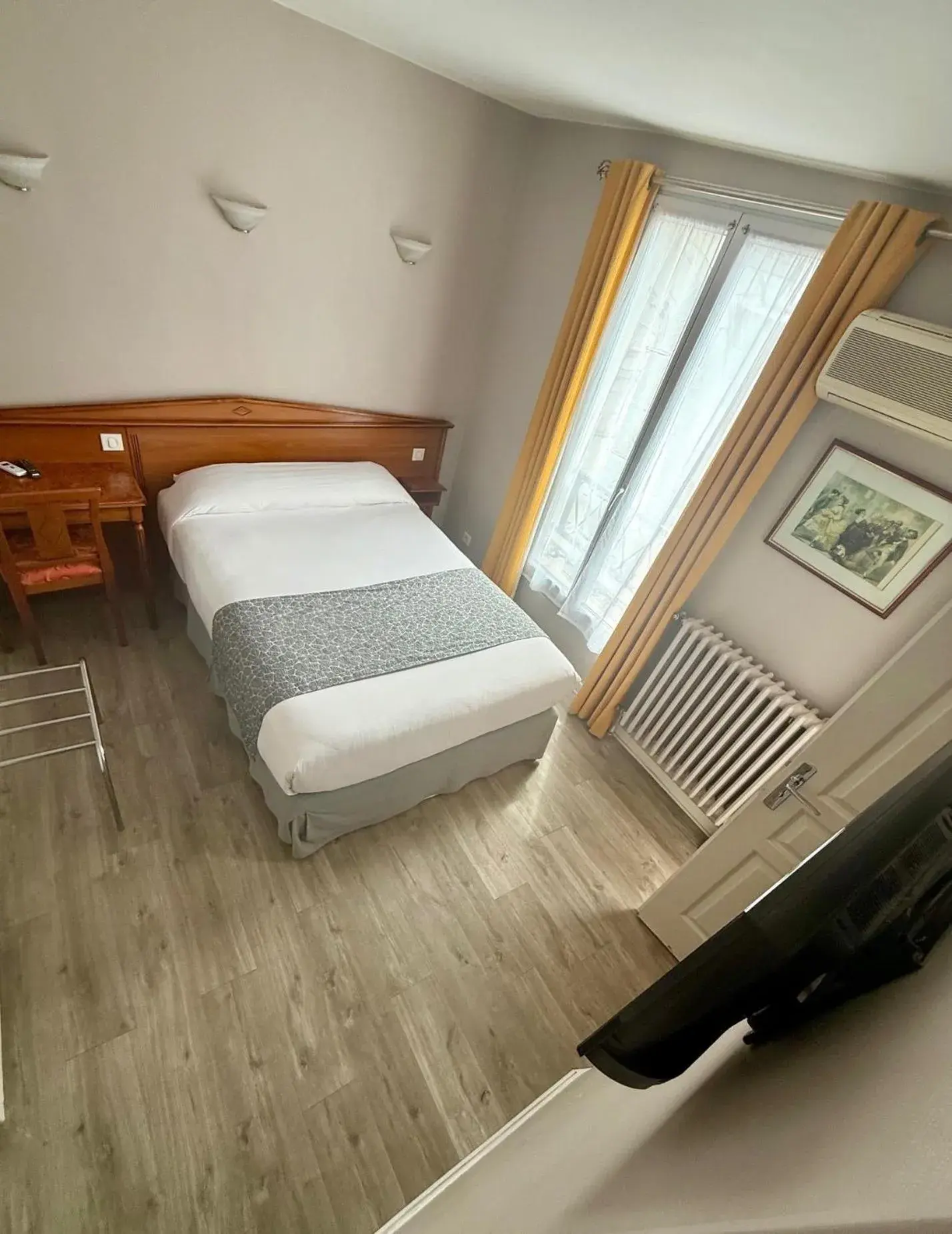 Double Room in New Hôtel Gare Du Nord Double Room in New Hôtel Gare Du Nord