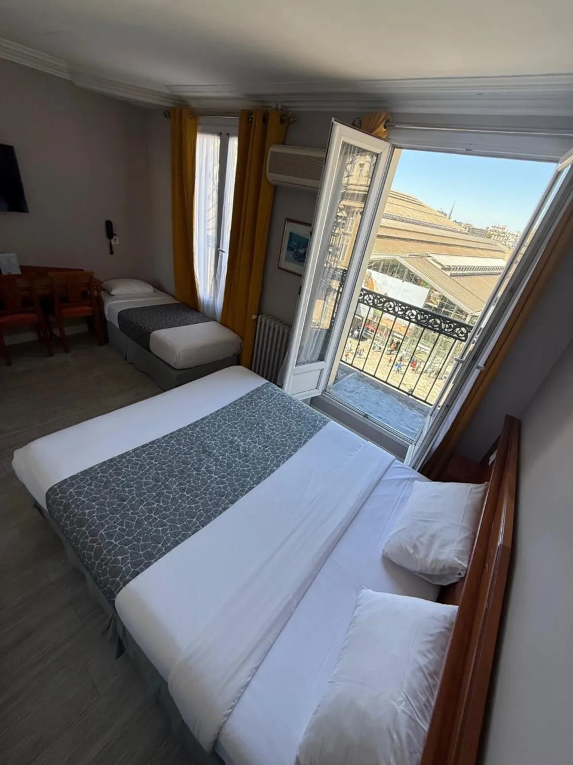 Bed in New Hôtel Gare Du Nord